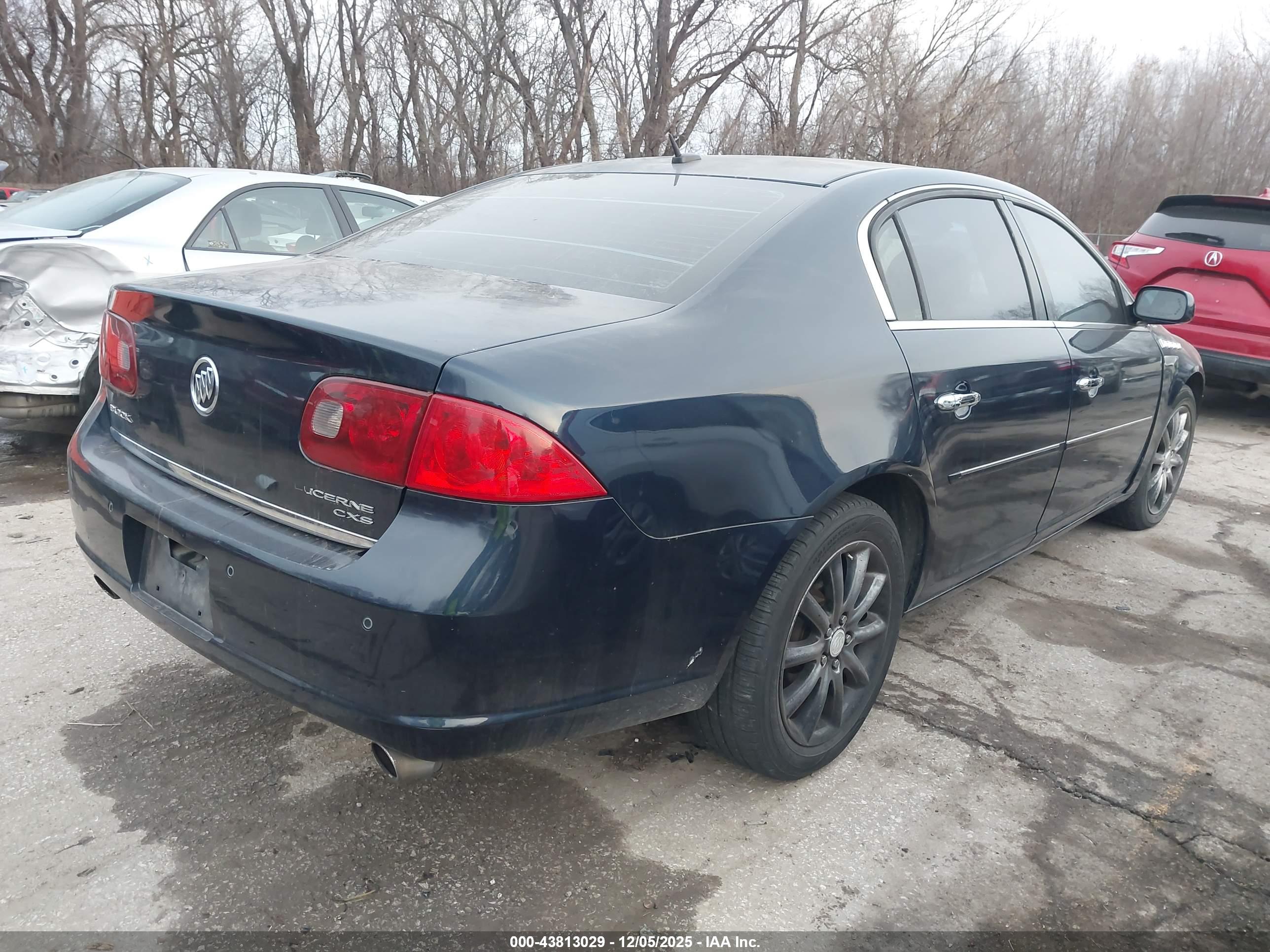 BUICK LUCERNE image 4