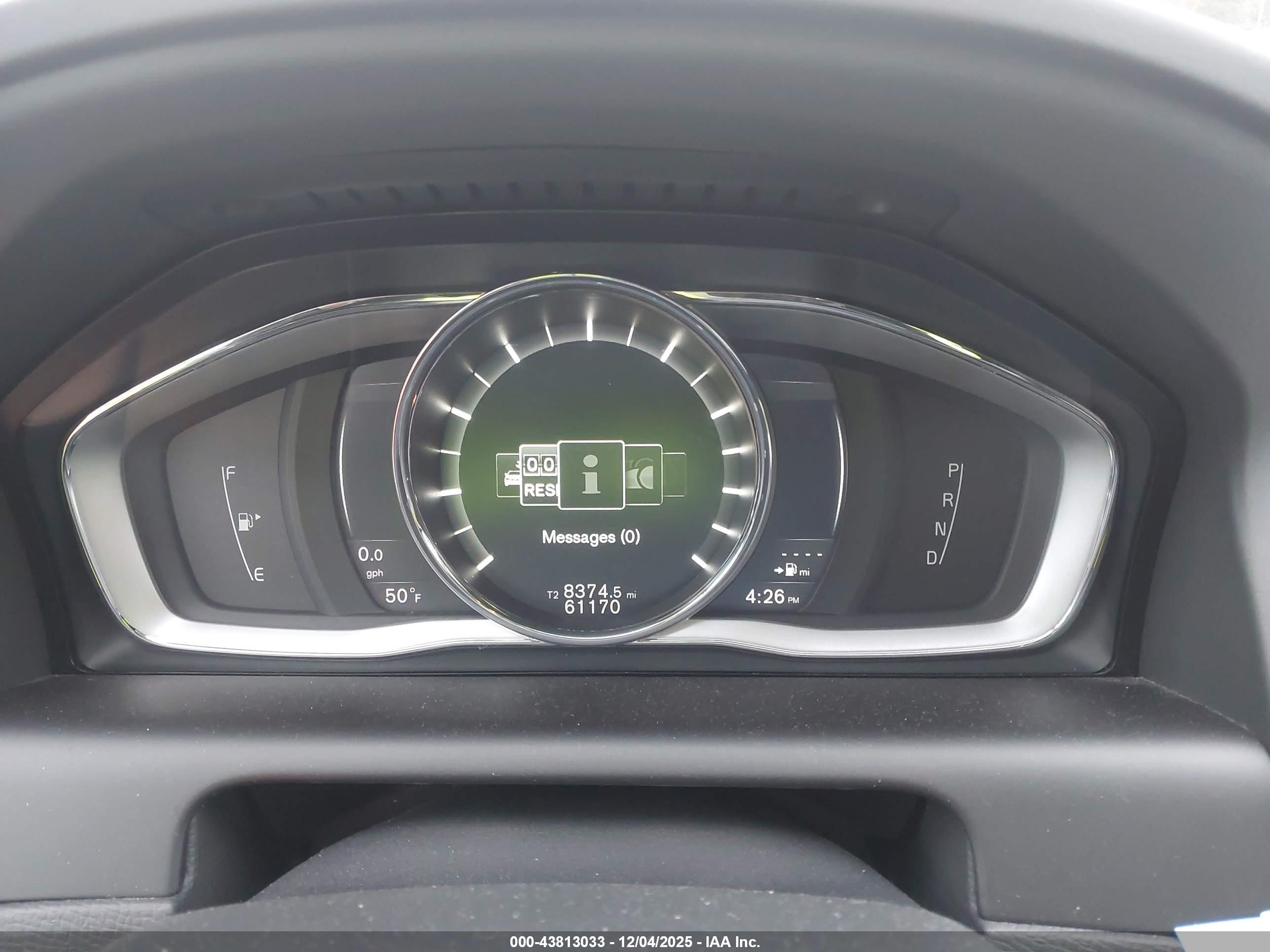 VOLVO XC60 image 7