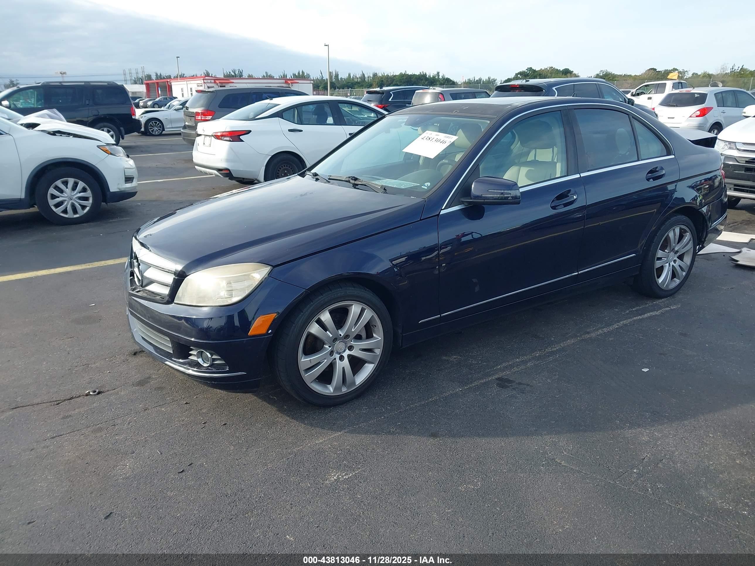 MERCEDES-BENZ C image 2