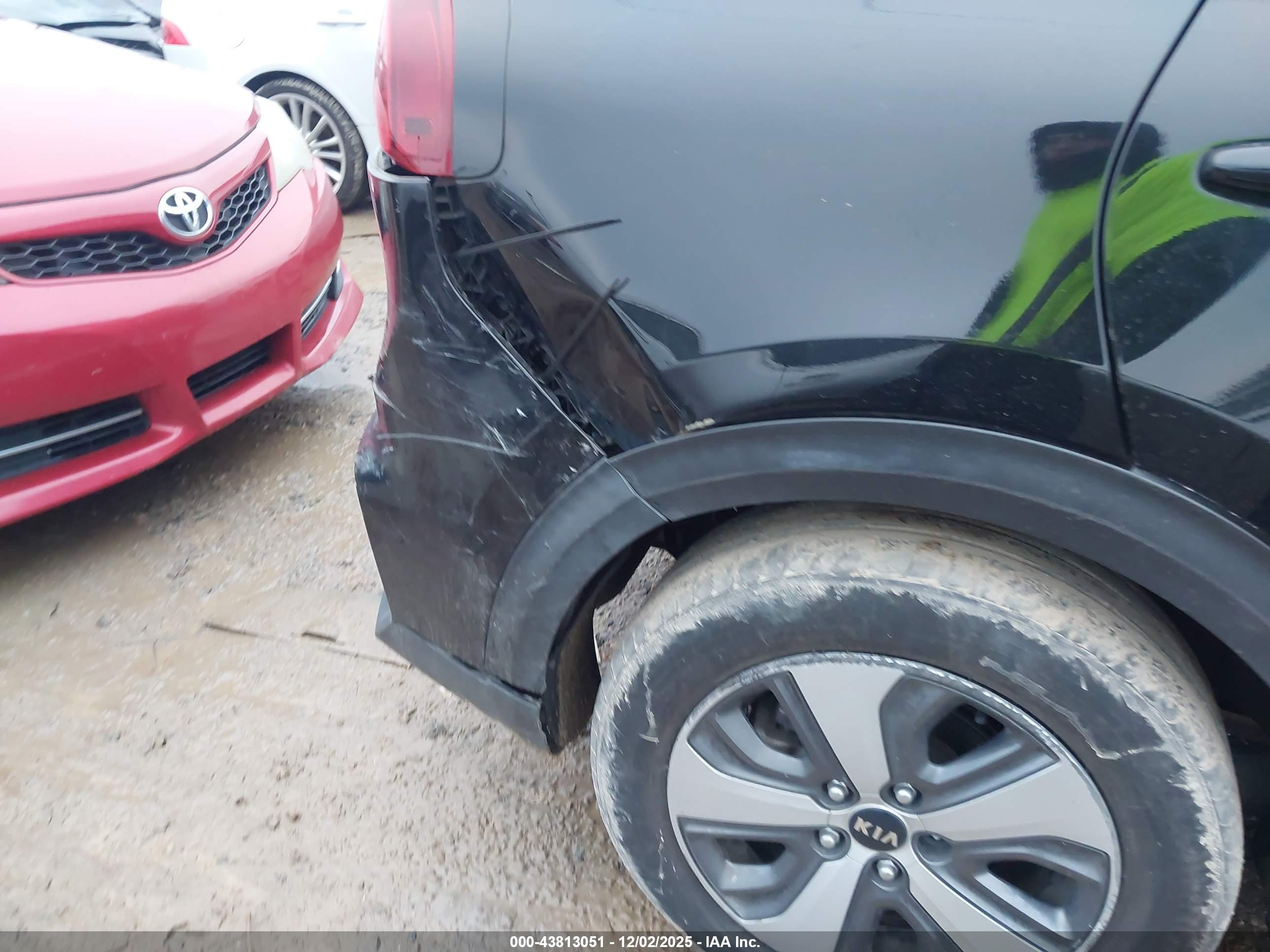 KIA NIRO image 6