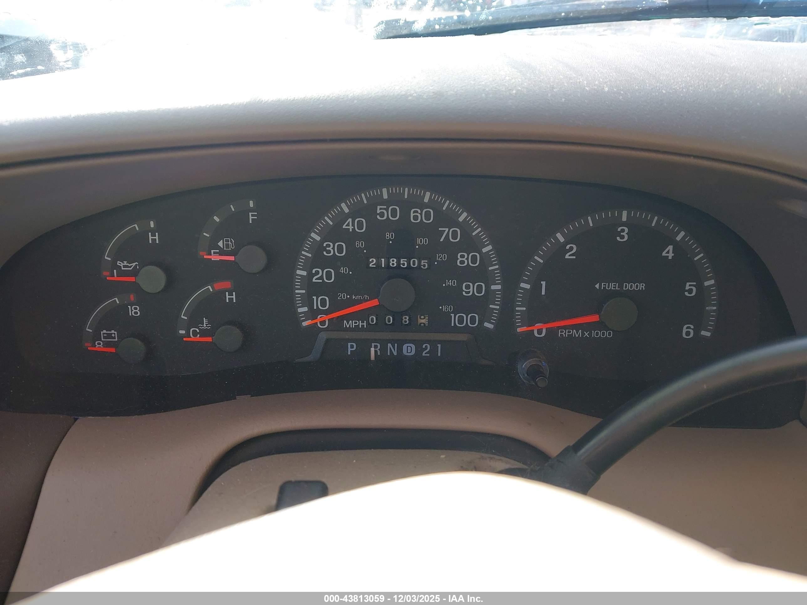 FORD EXPEDITION image 7
