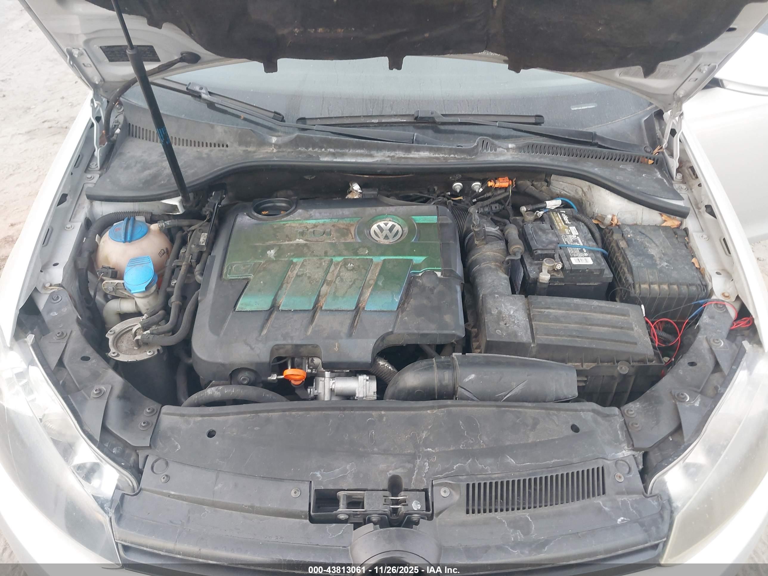 VOLKSWAGEN JETTA image 10