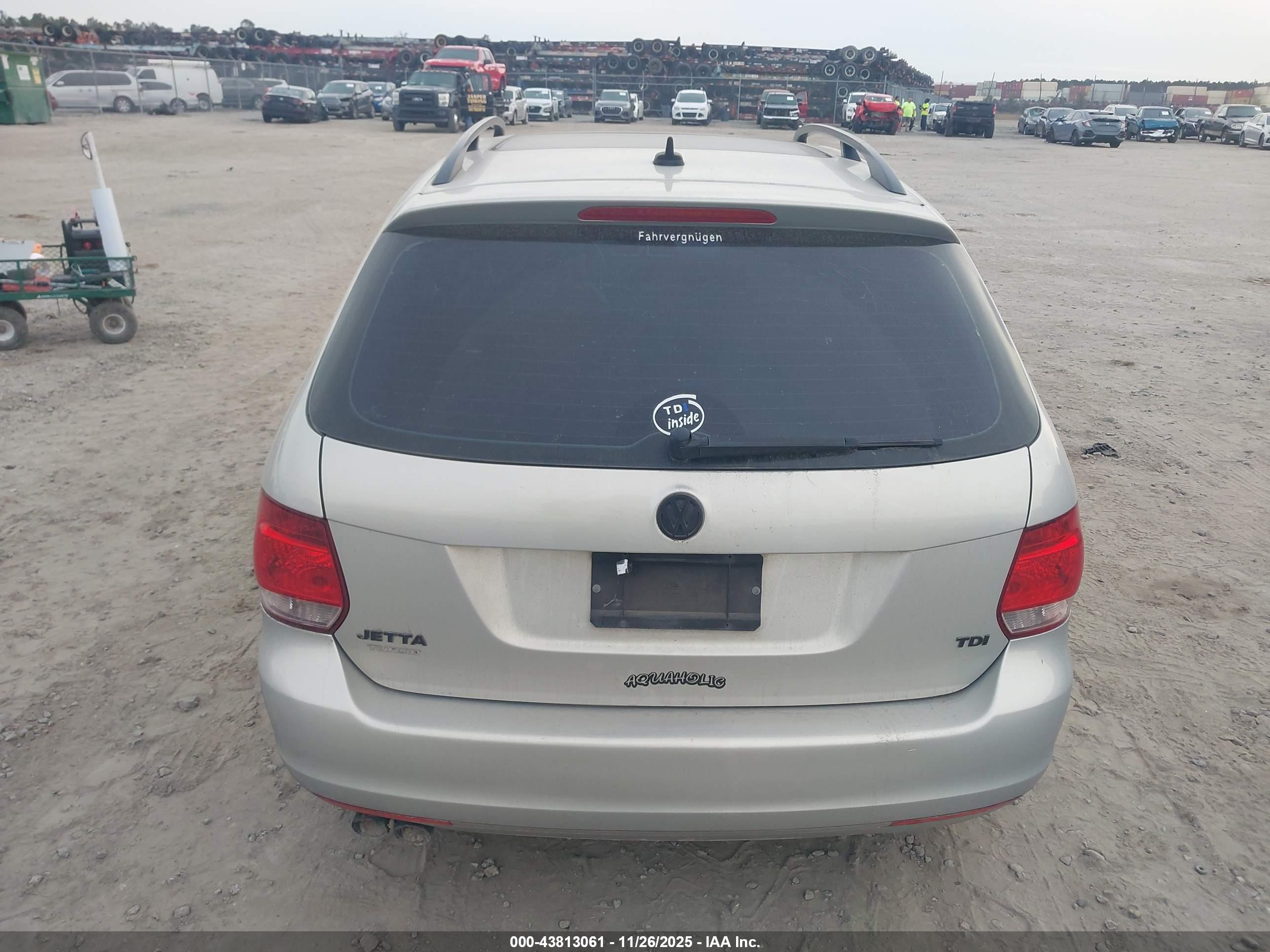 VOLKSWAGEN JETTA image 6