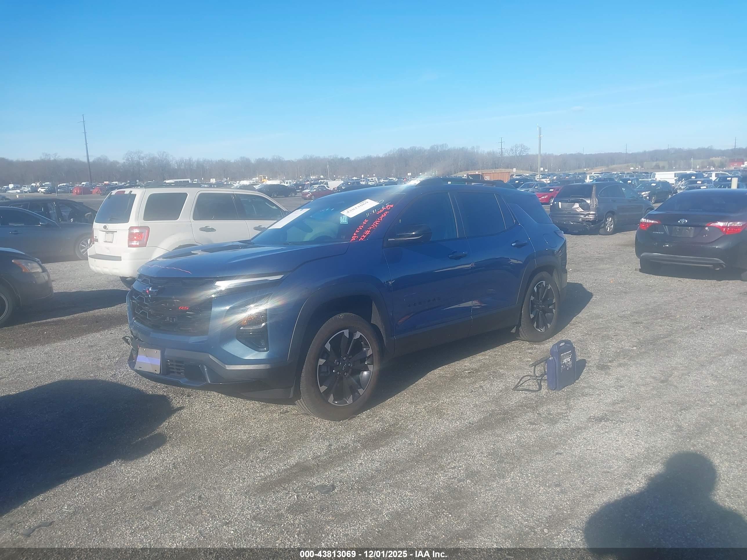 CHEVROLET EQUINOX image 2