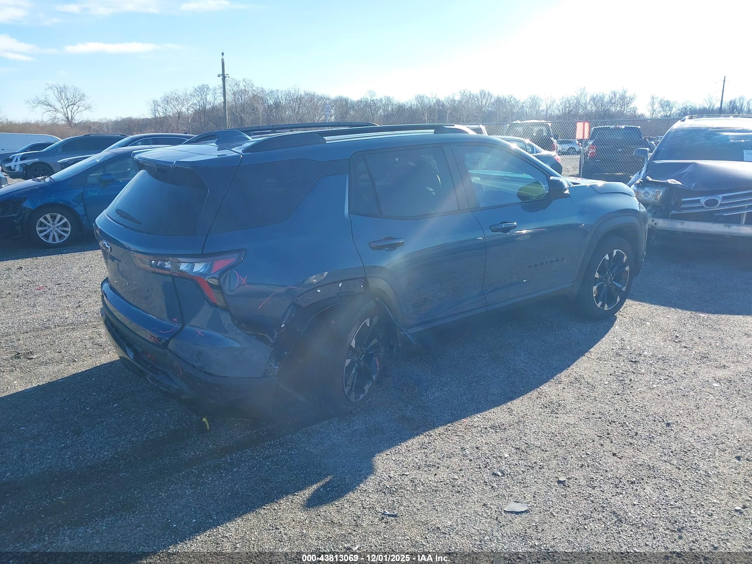 CHEVROLET EQUINOX image 4