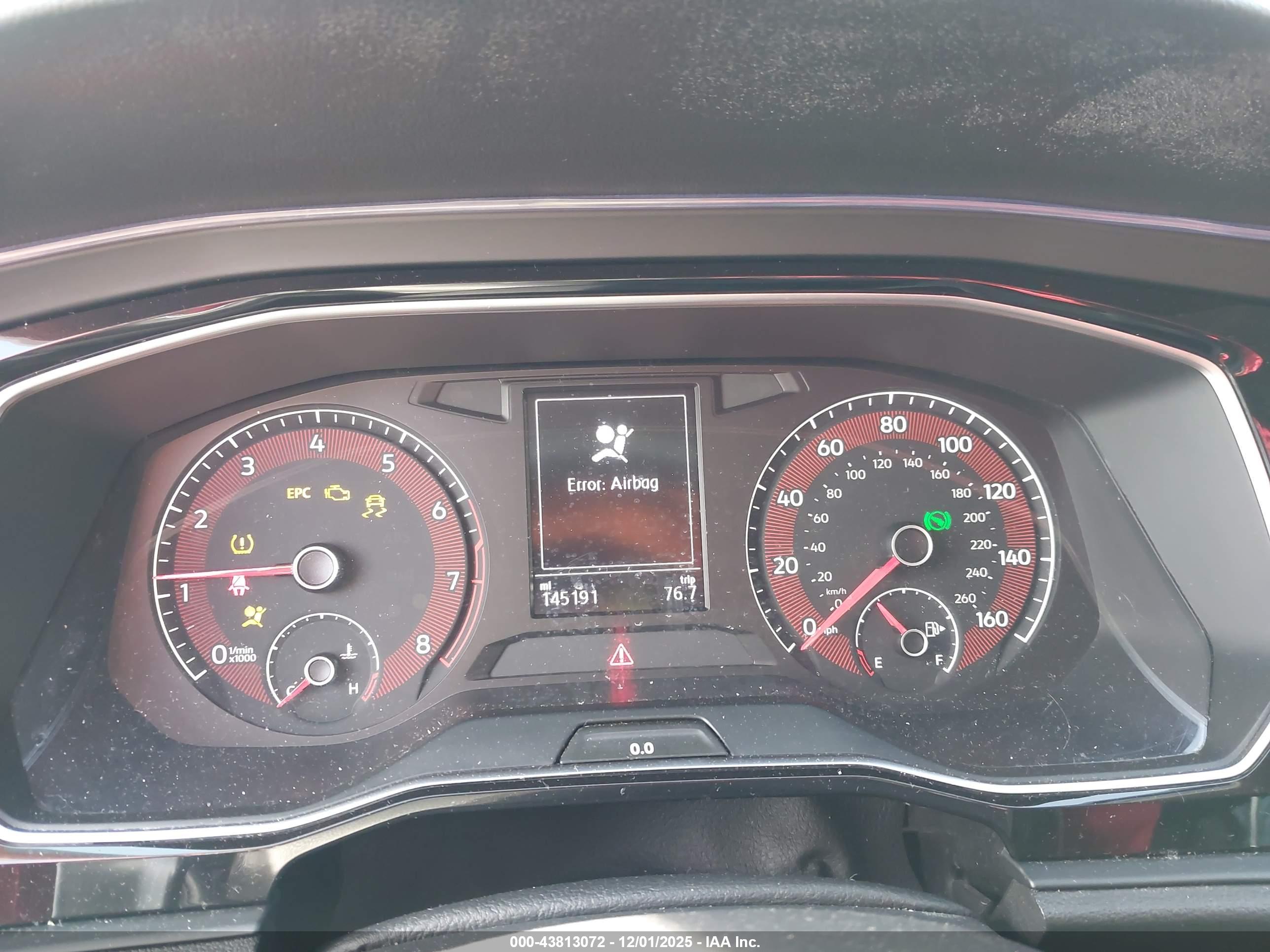 VOLKSWAGEN JETTA image 7