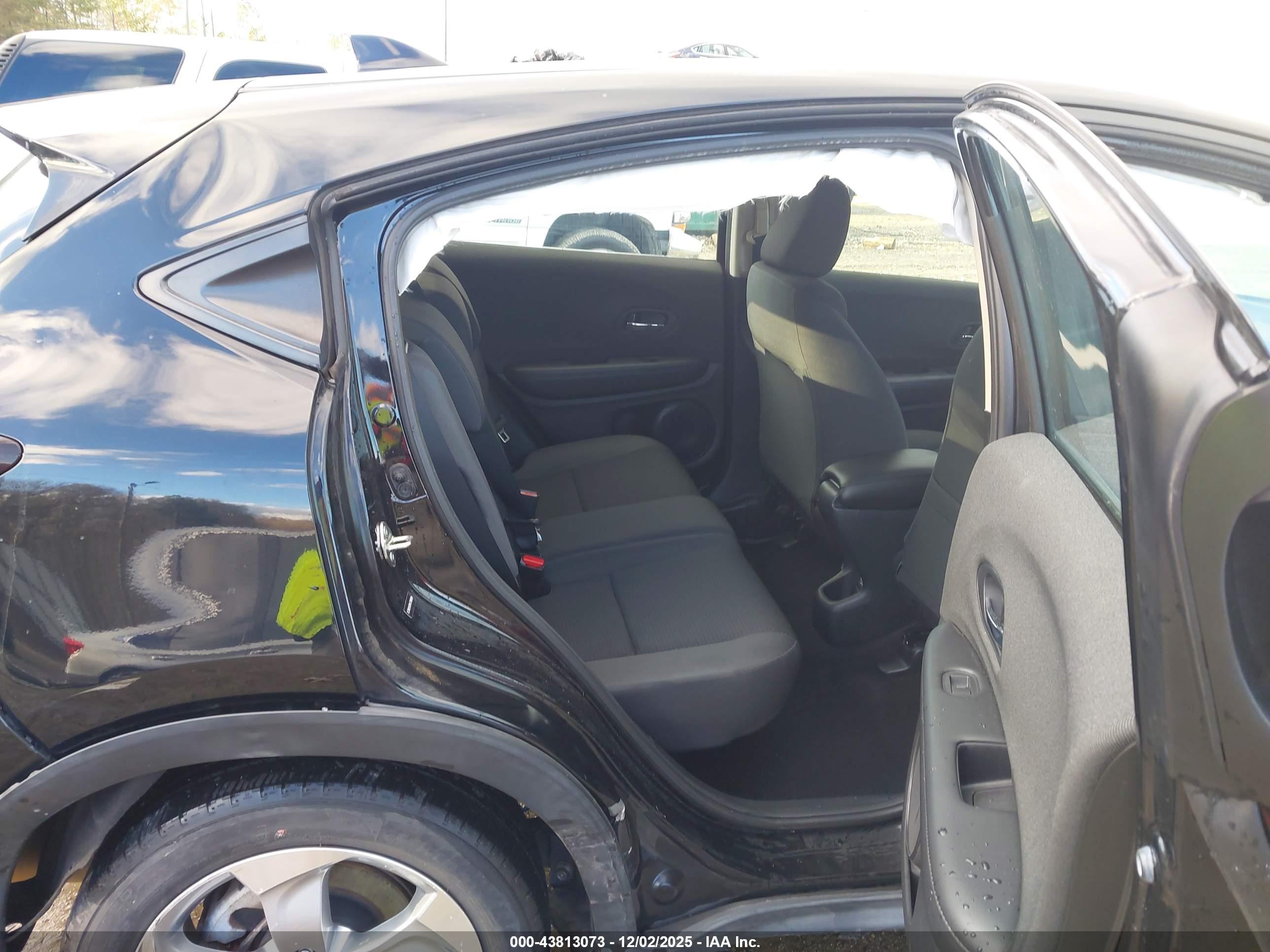 HONDA HR-V image 8
