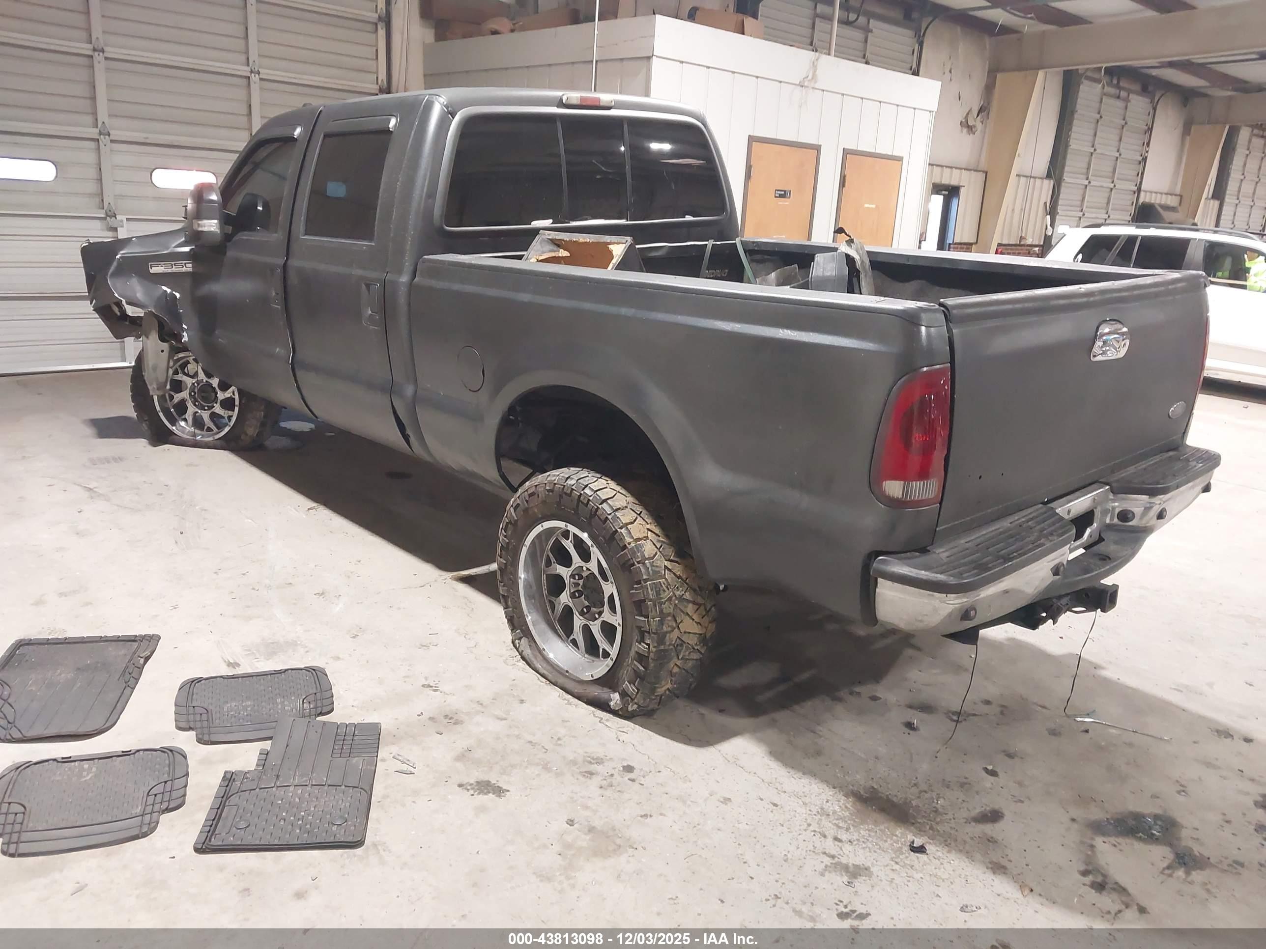 FORD F-350 image 3