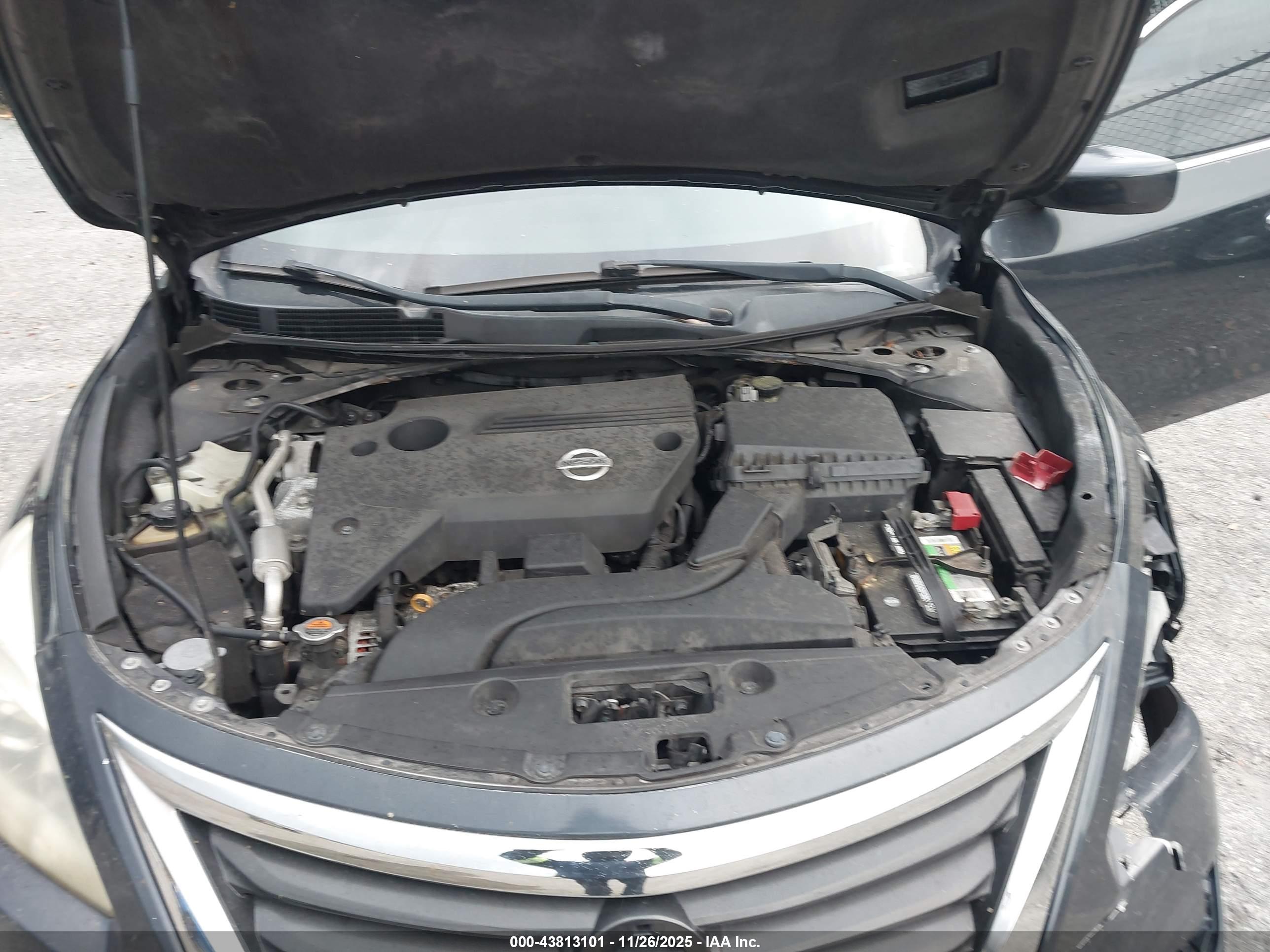 NISSAN ALTIMA image 10