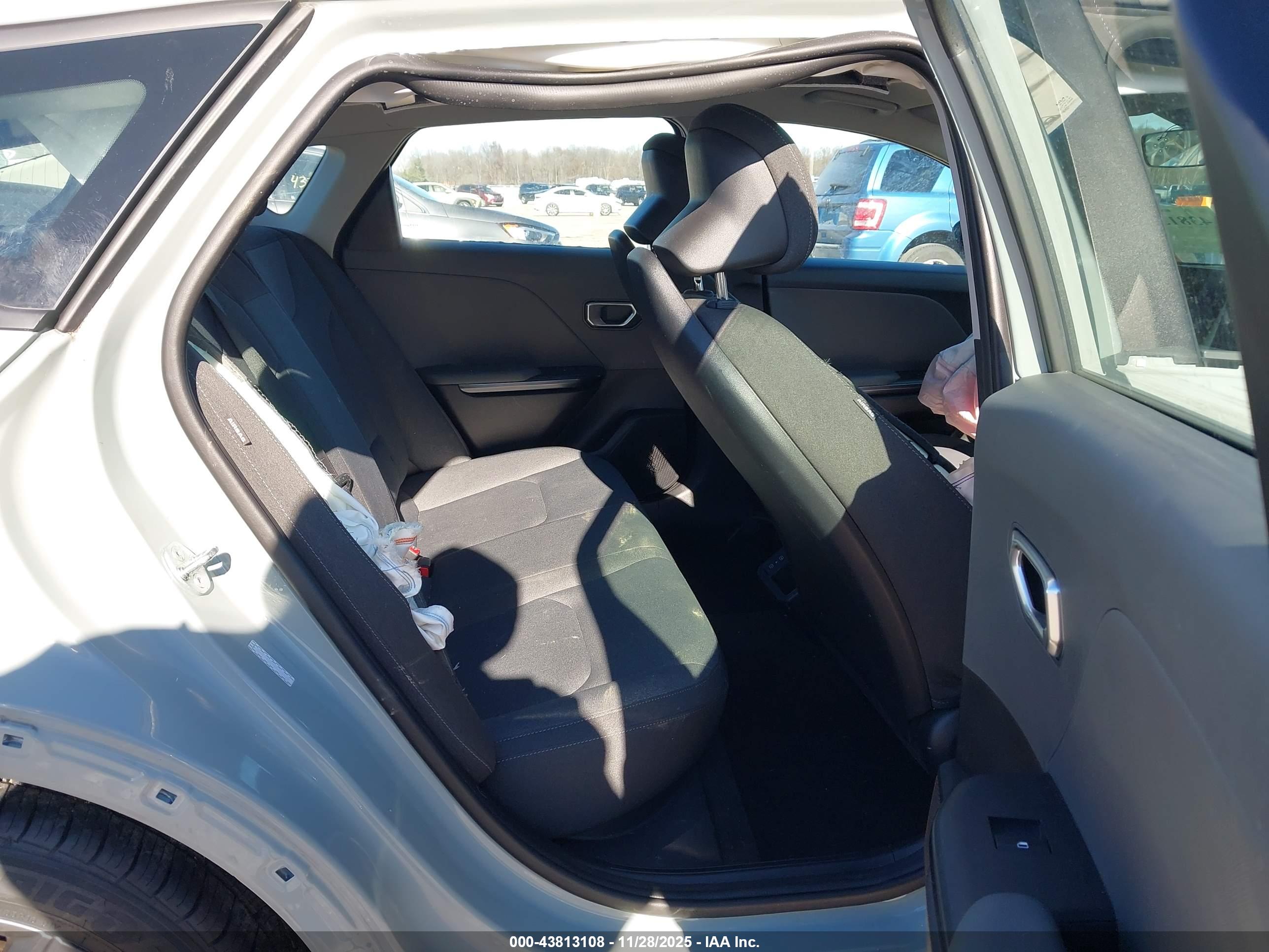 KIA K4 image 8