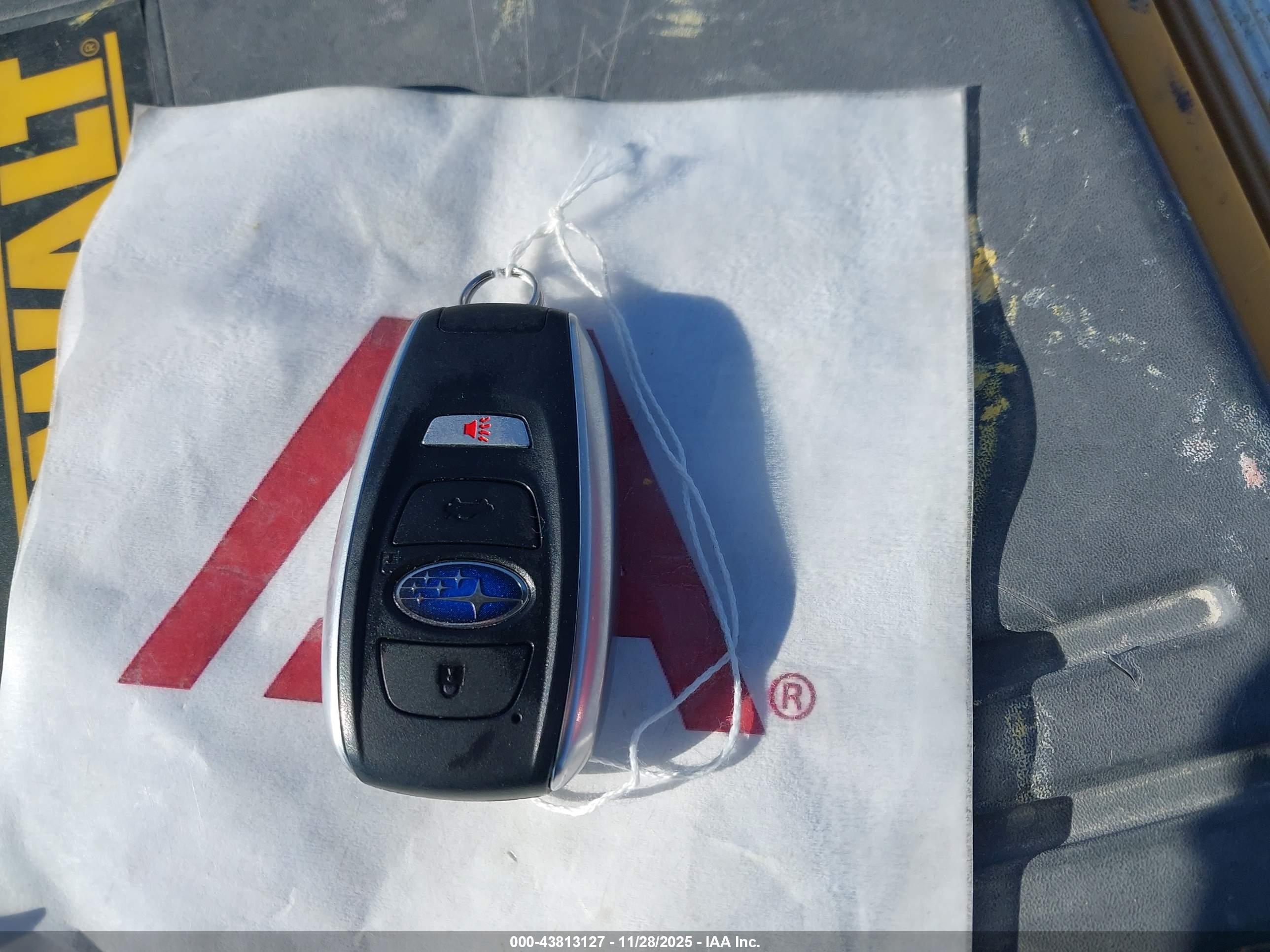 SUBARU OUTBACK image 11