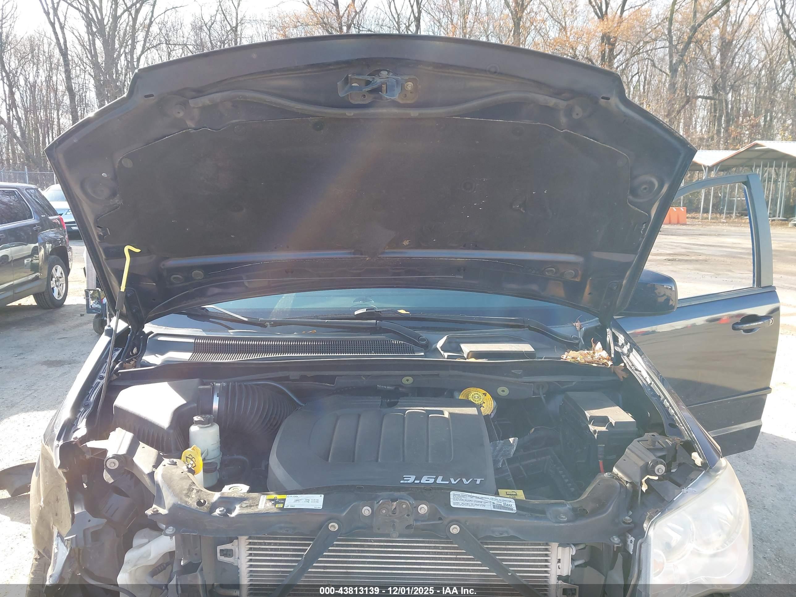 DODGE GRAND image 10