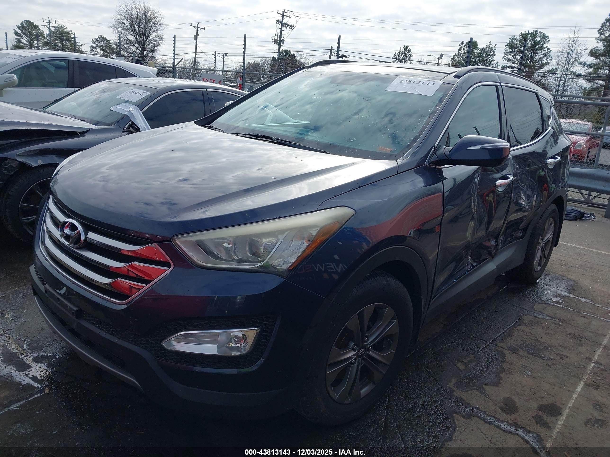 HYUNDAI SANTA image 2