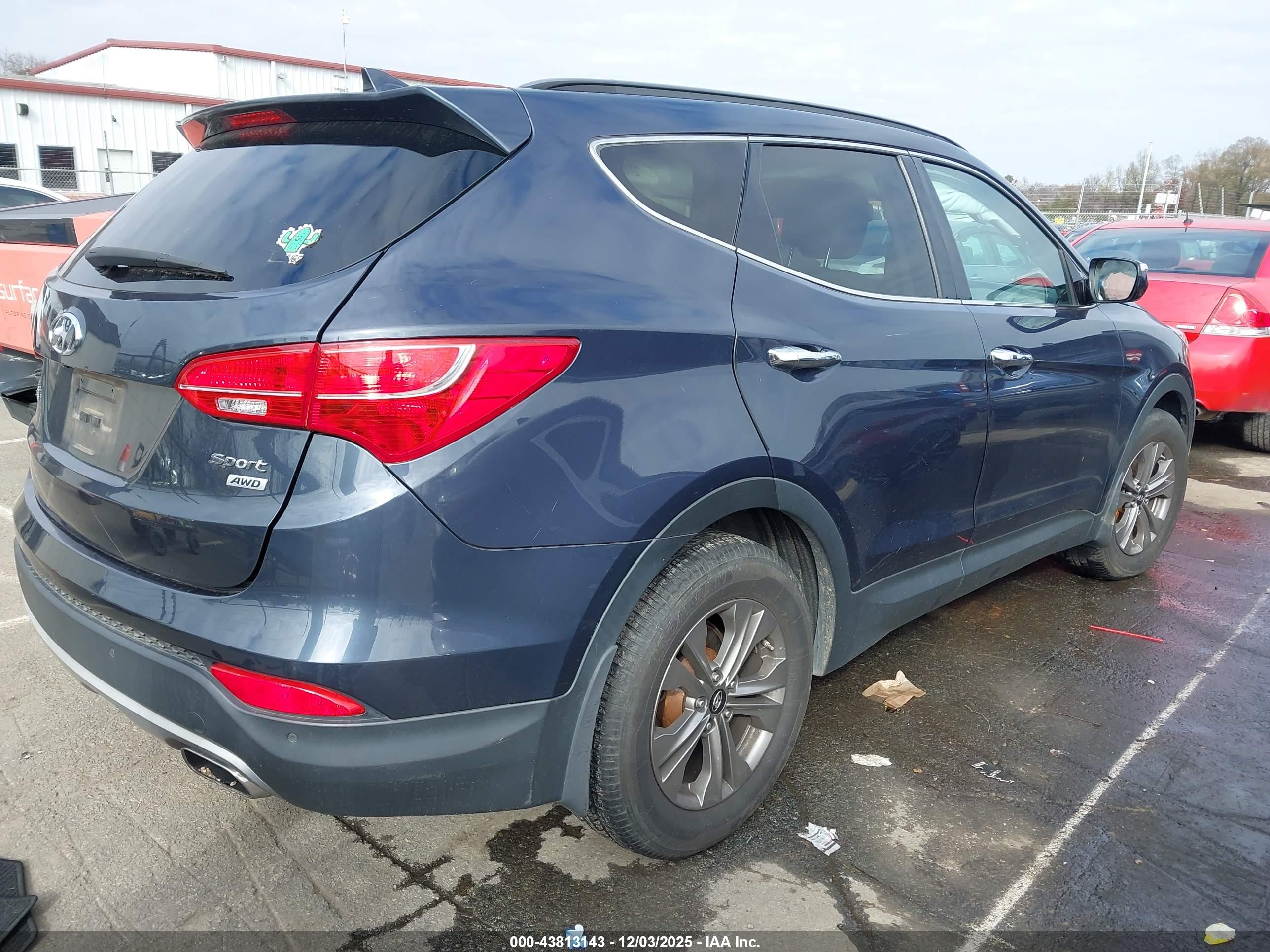 HYUNDAI SANTA image 4