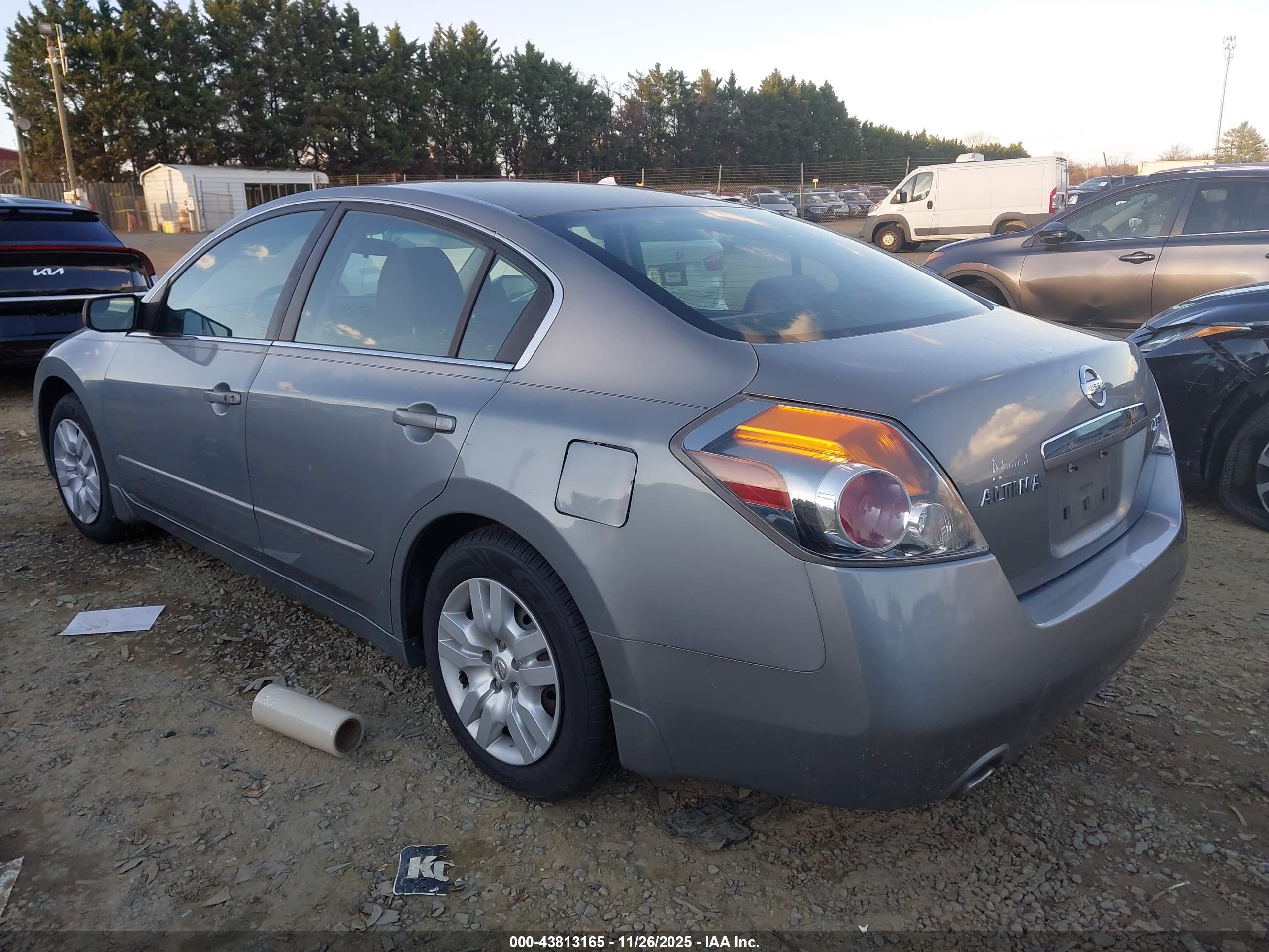 NISSAN ALTIMA image 3