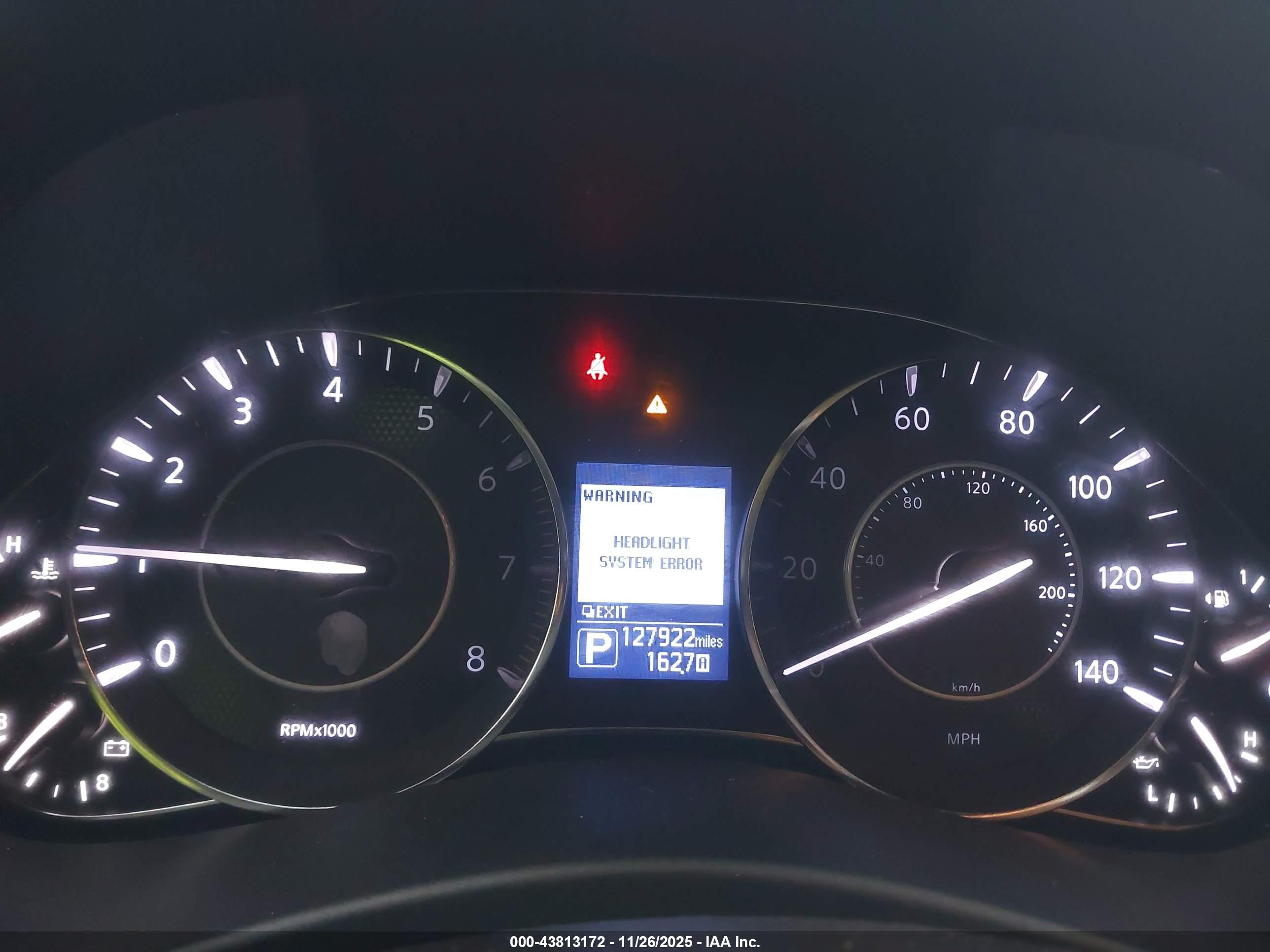 NISSAN ARMADA image 7