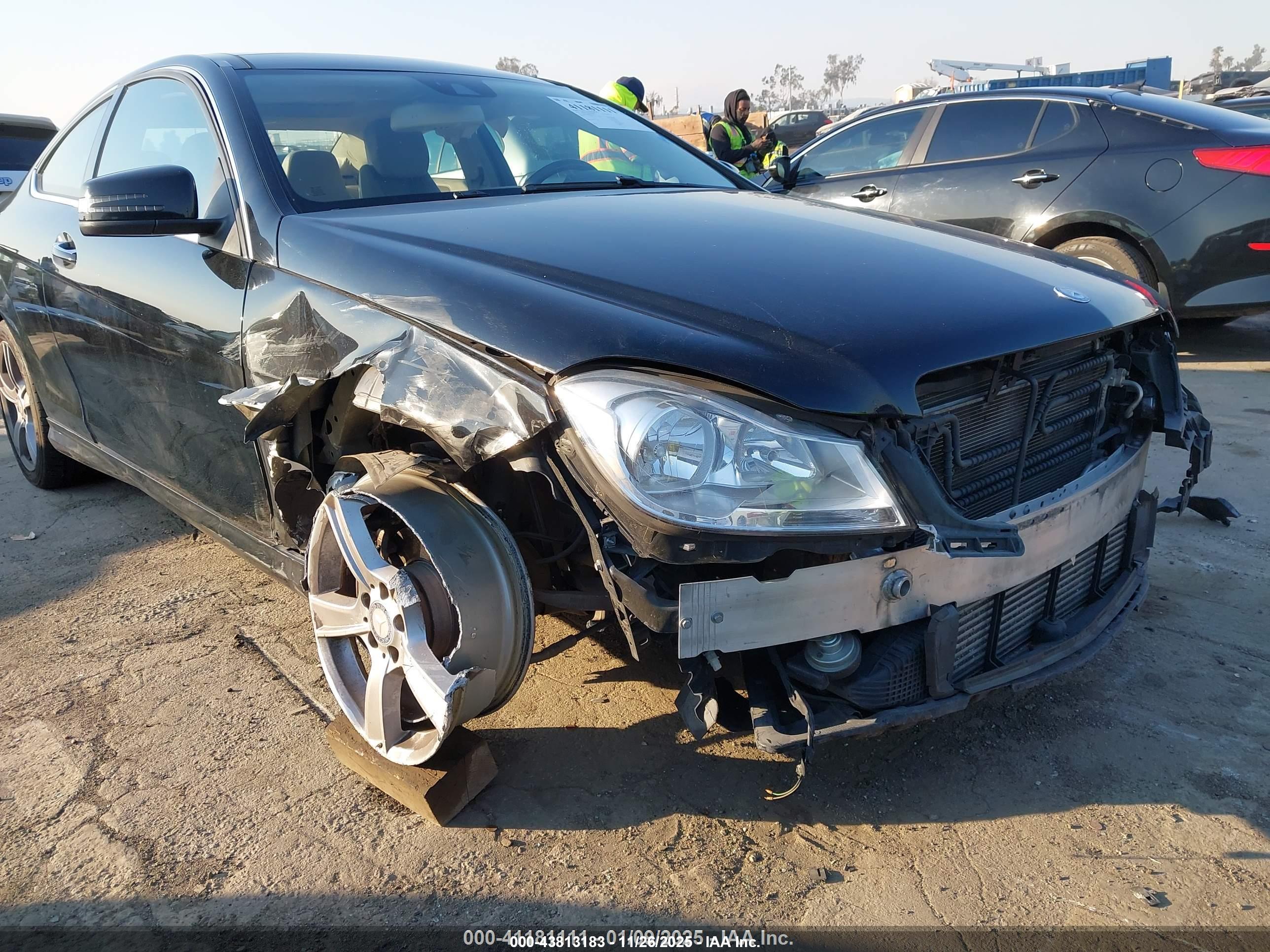 MERCEDES-BENZ C image 6
