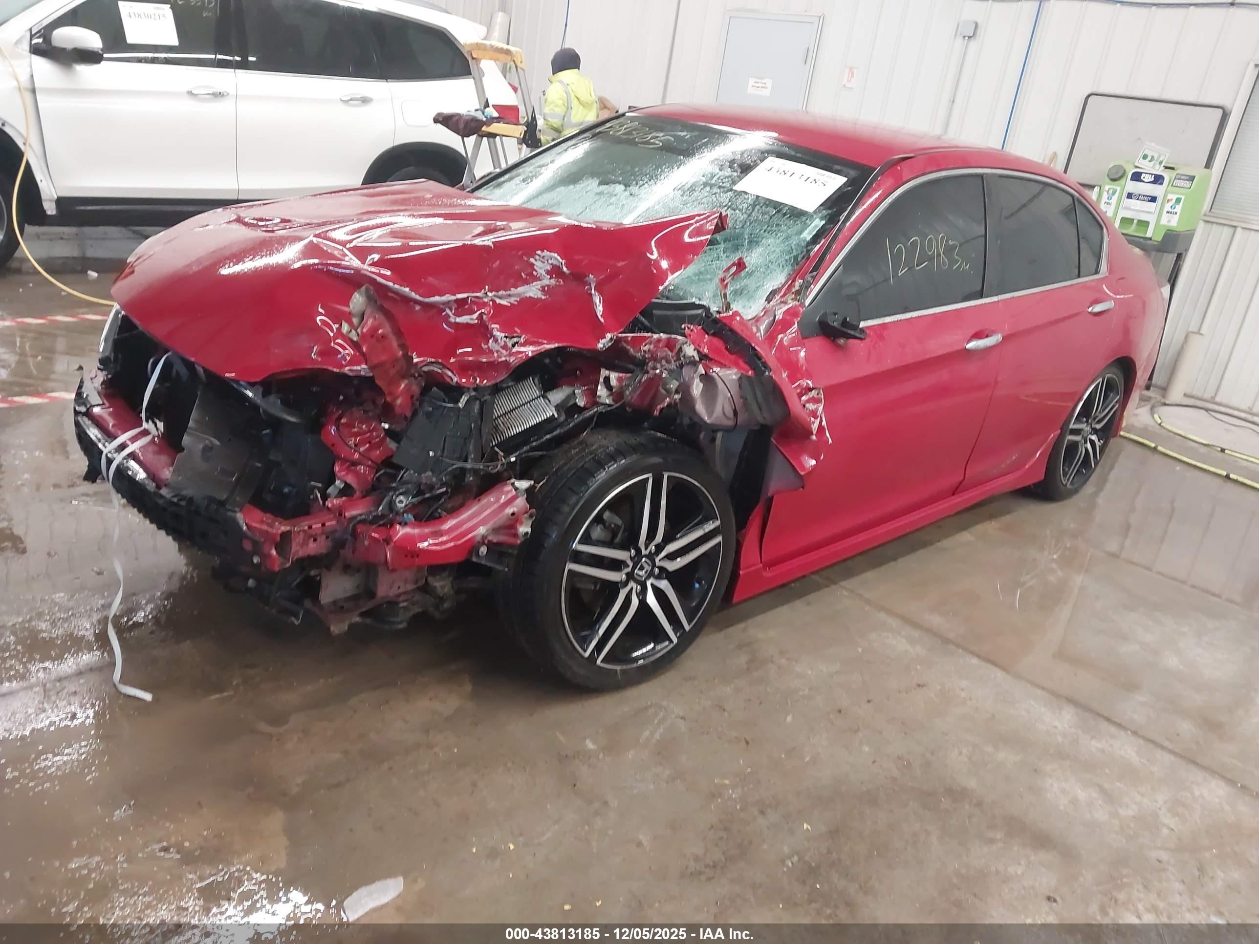 HONDA ACCORD image 2