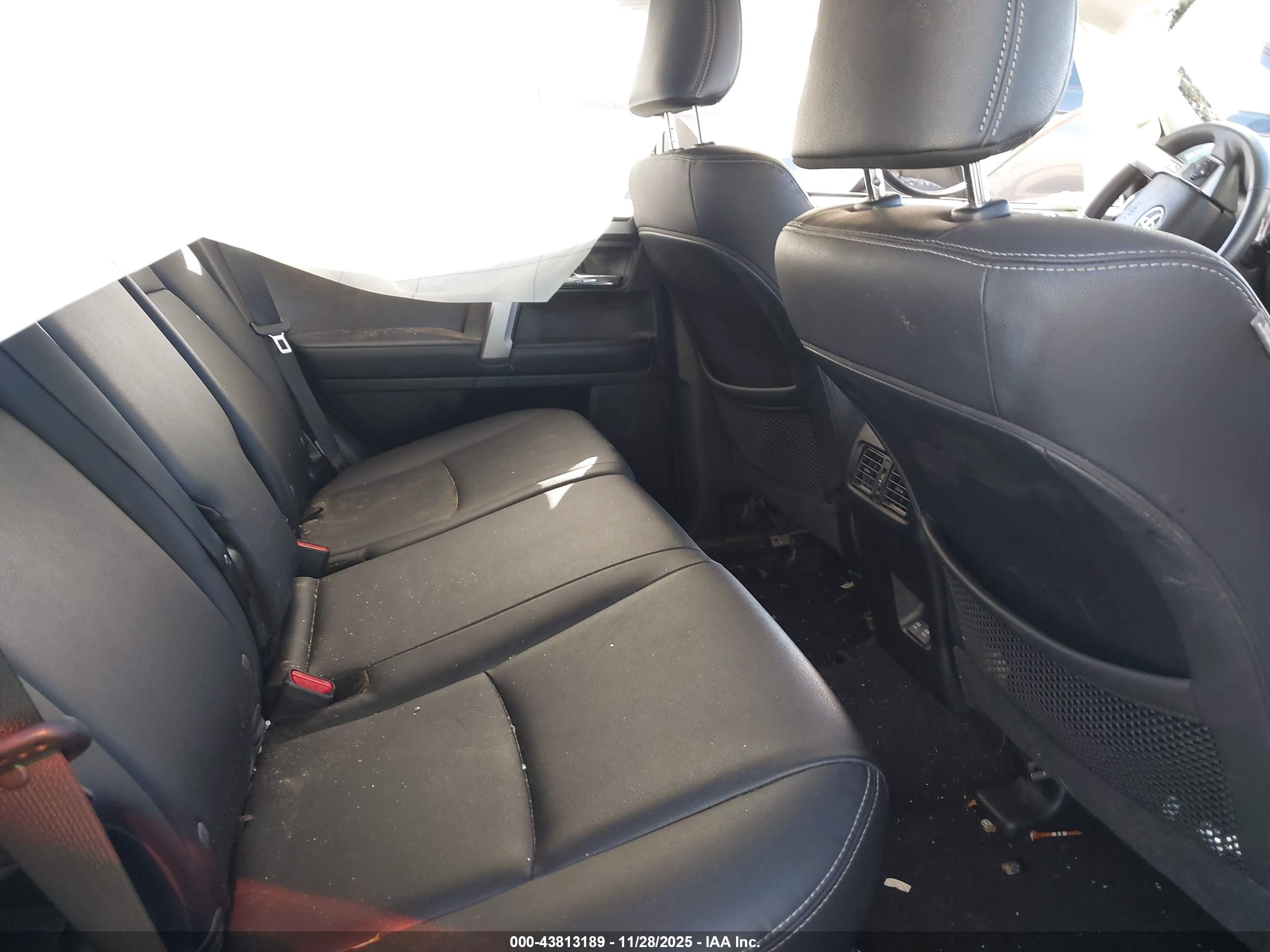 TOYOTA 4RUNNER image 8