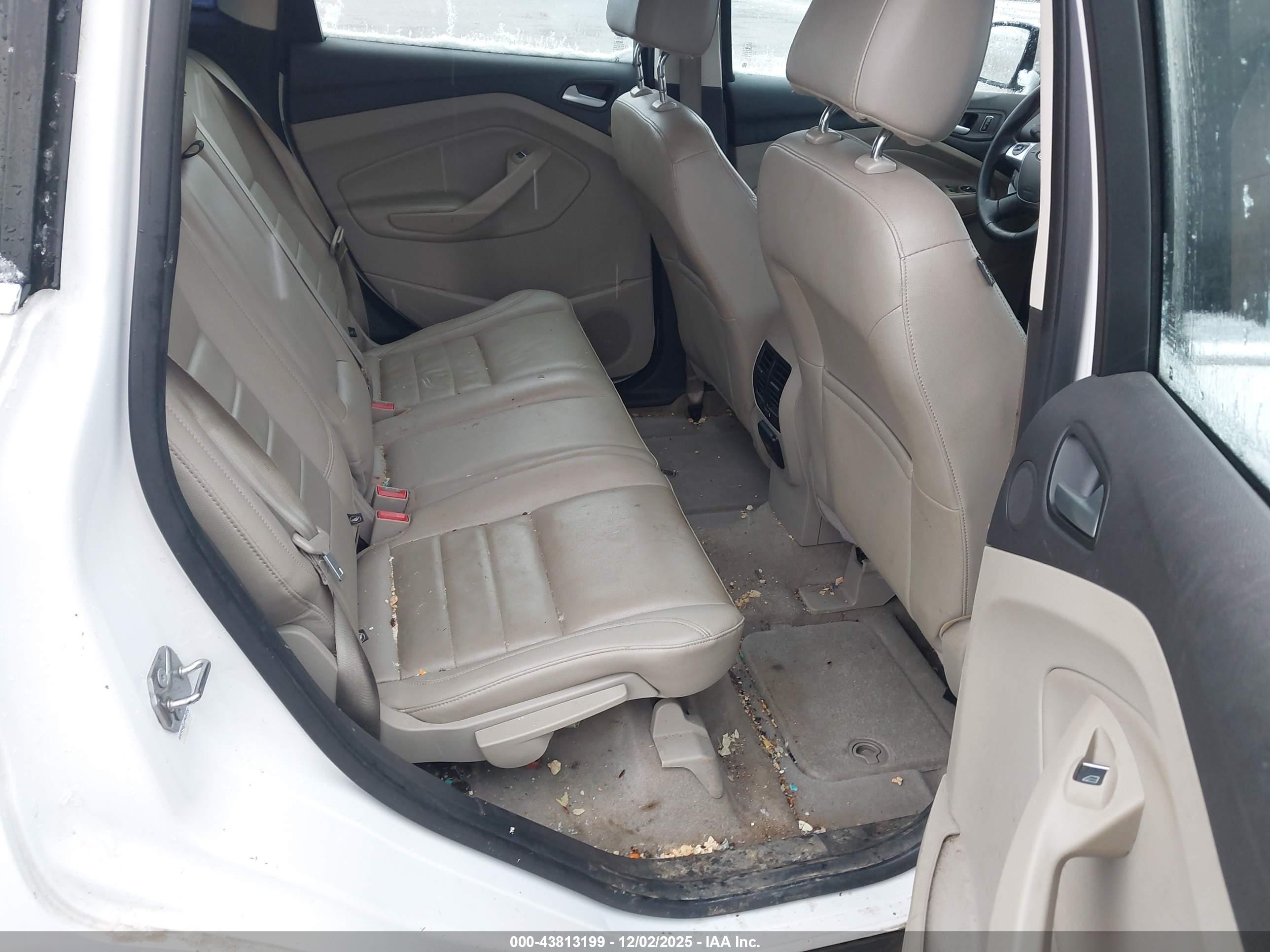 FORD C-MAX image 8