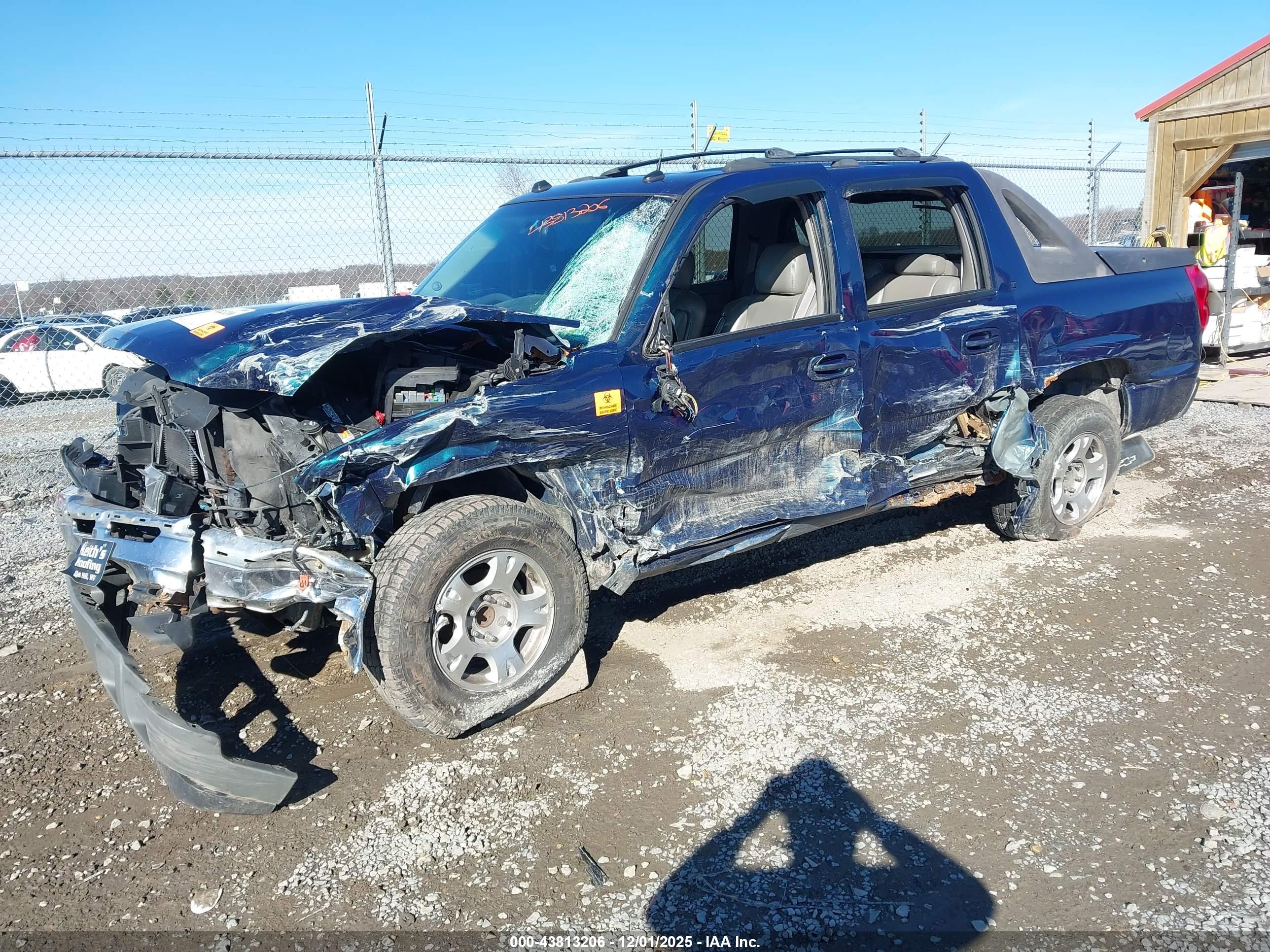CHEVROLET AVALANCHE image 2
