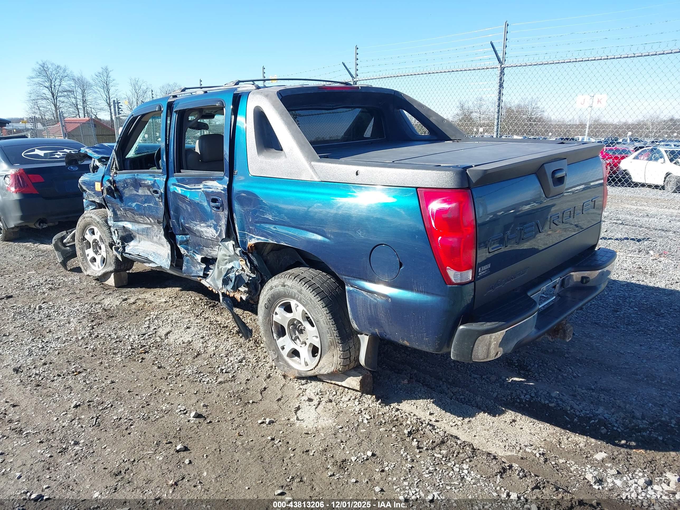 CHEVROLET AVALANCHE image 3