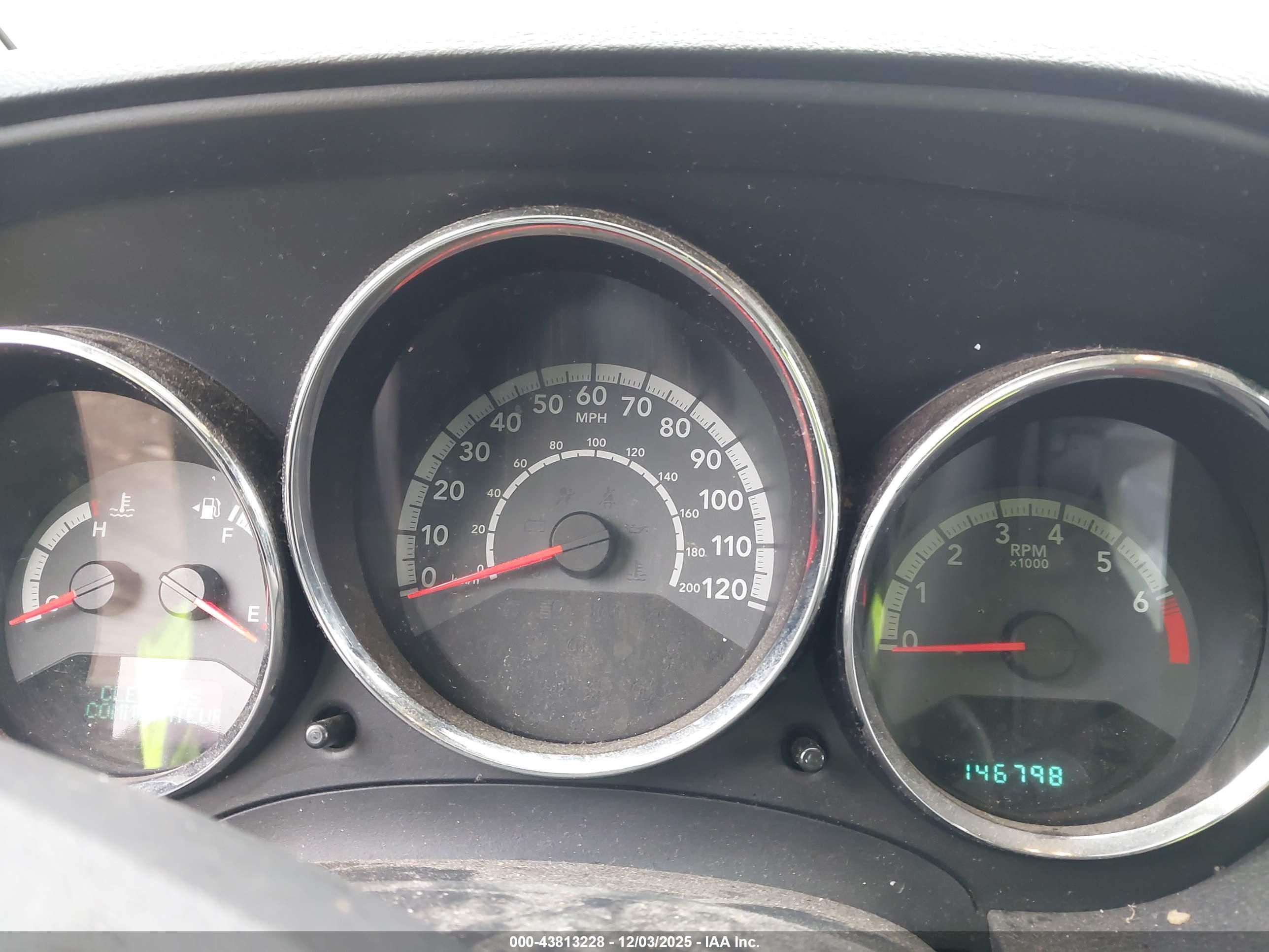 DODGE CALIBER image 7
