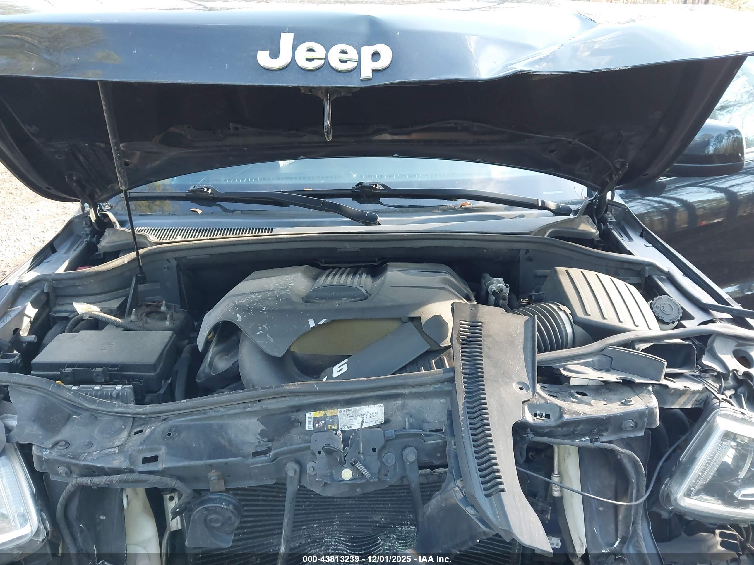 JEEP GRAND image 10