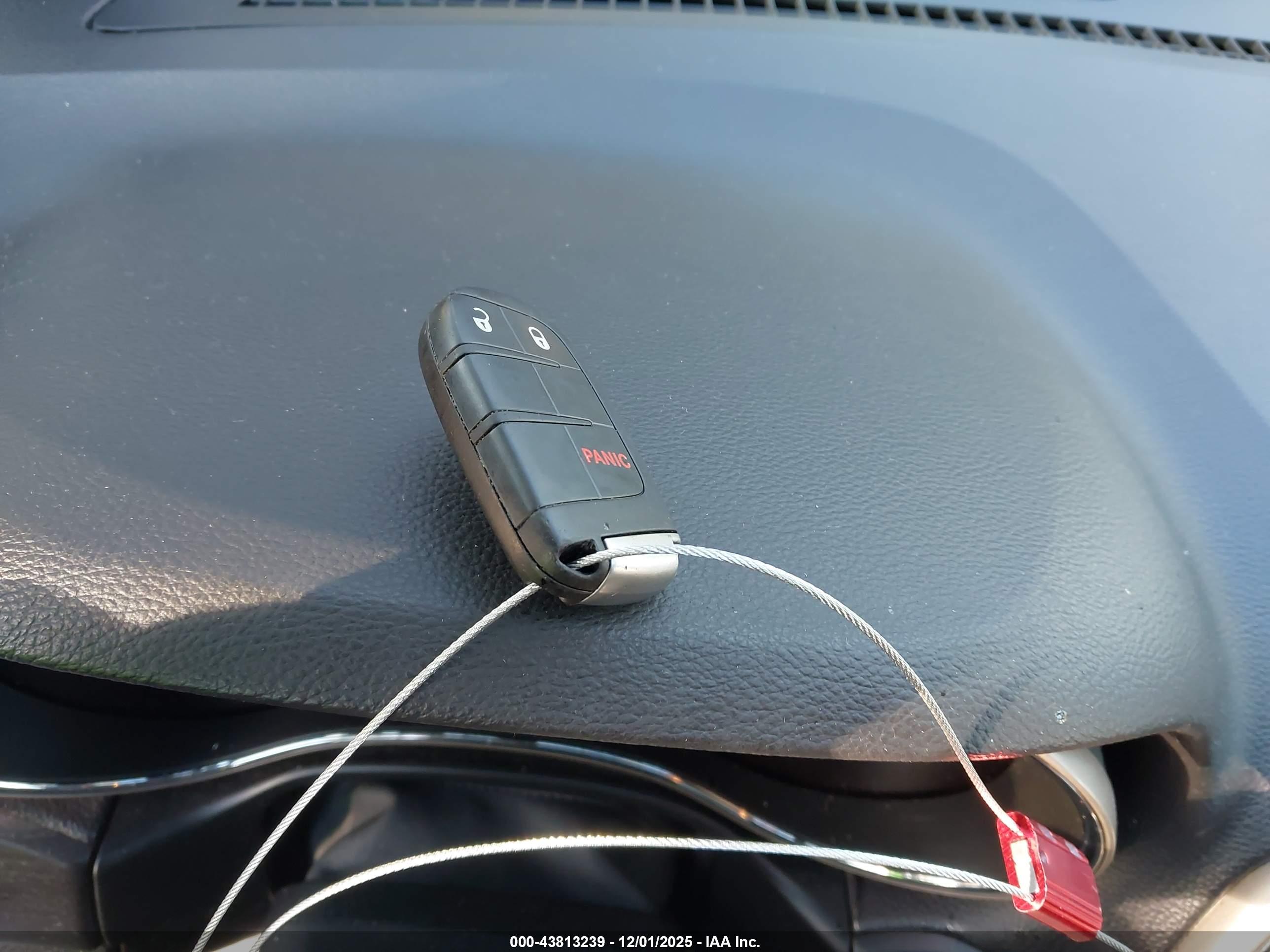 JEEP GRAND image 11