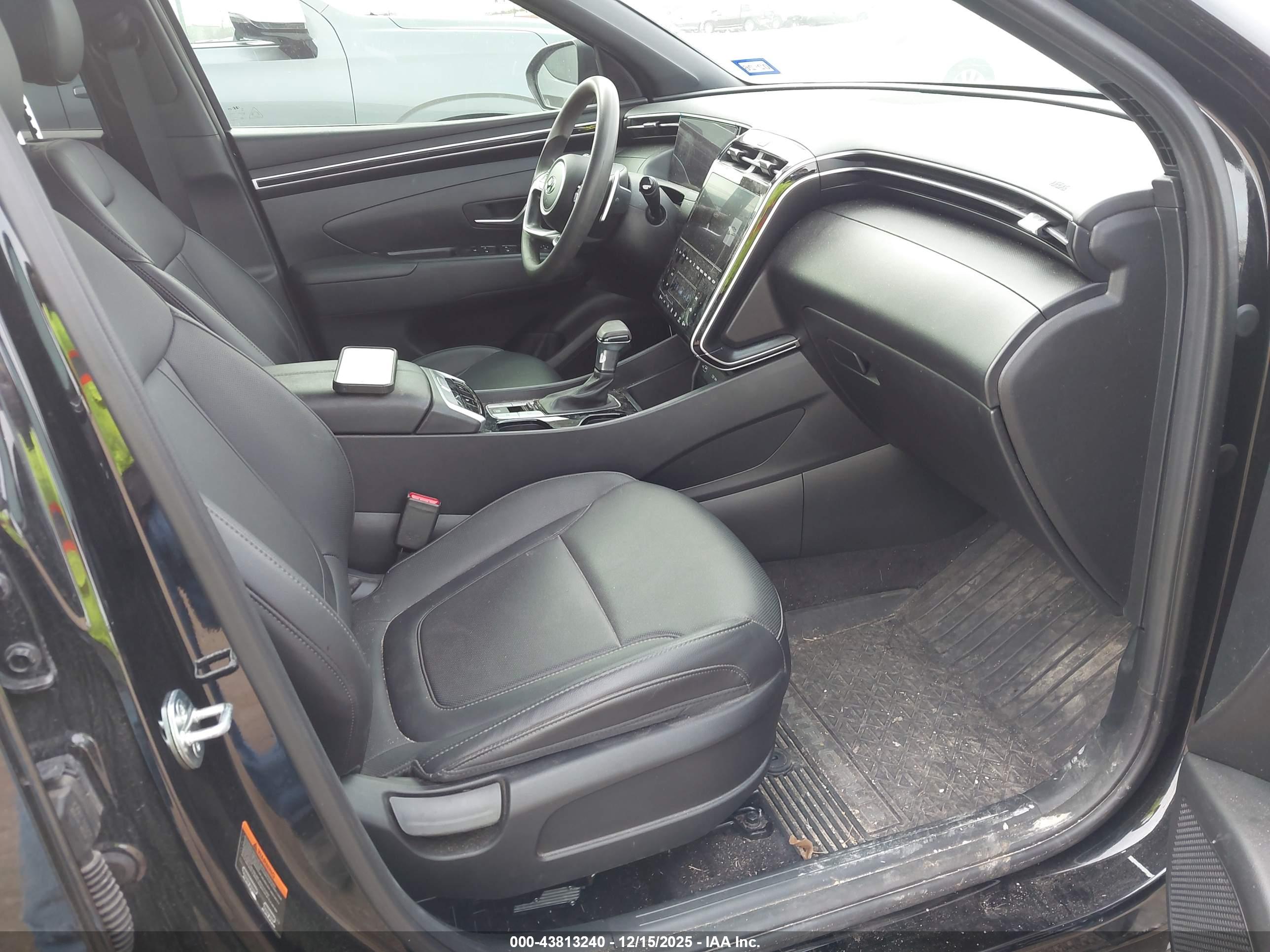 HYUNDAI SANTA image 5