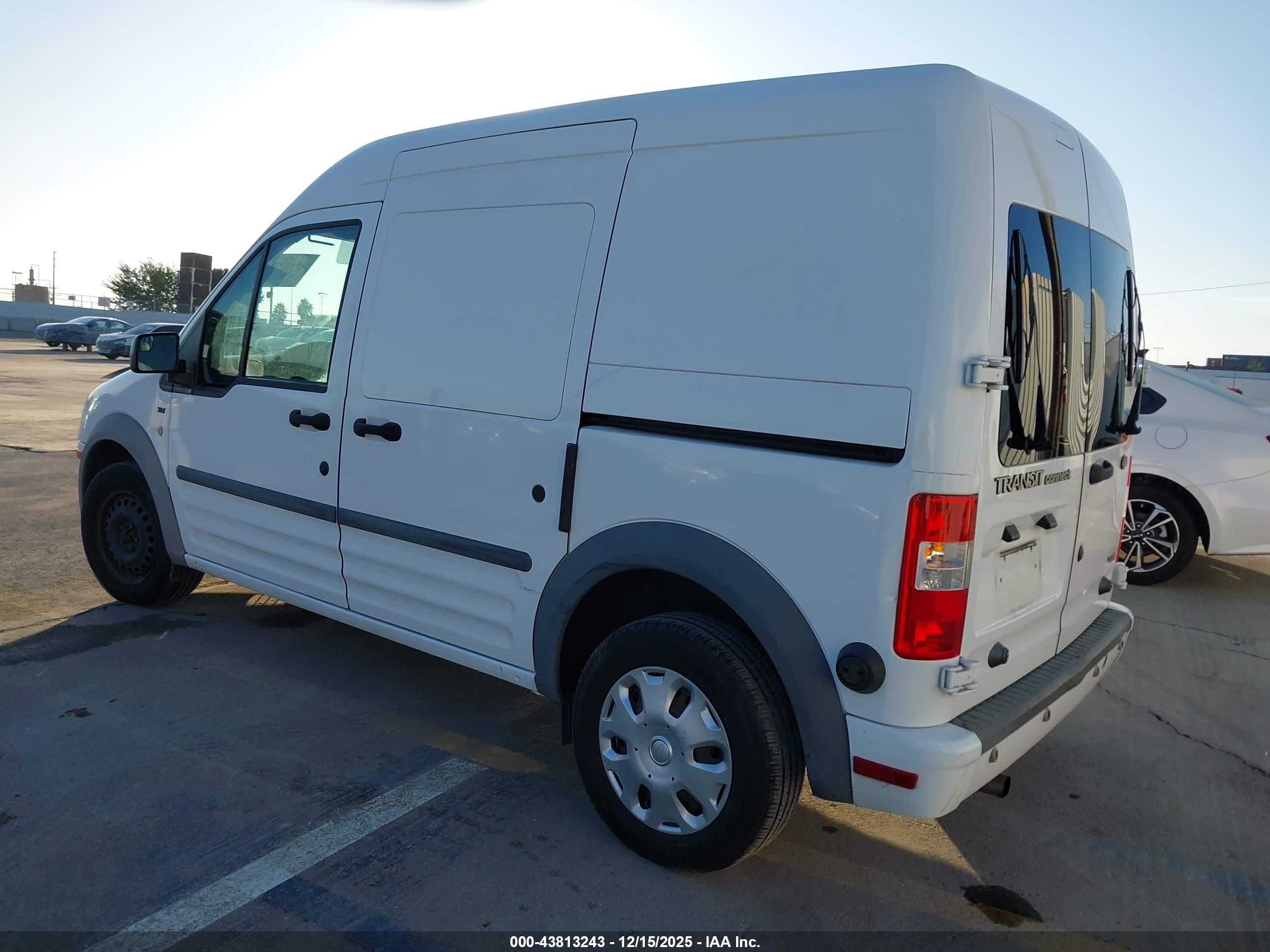 FORD TRANSIT image 3