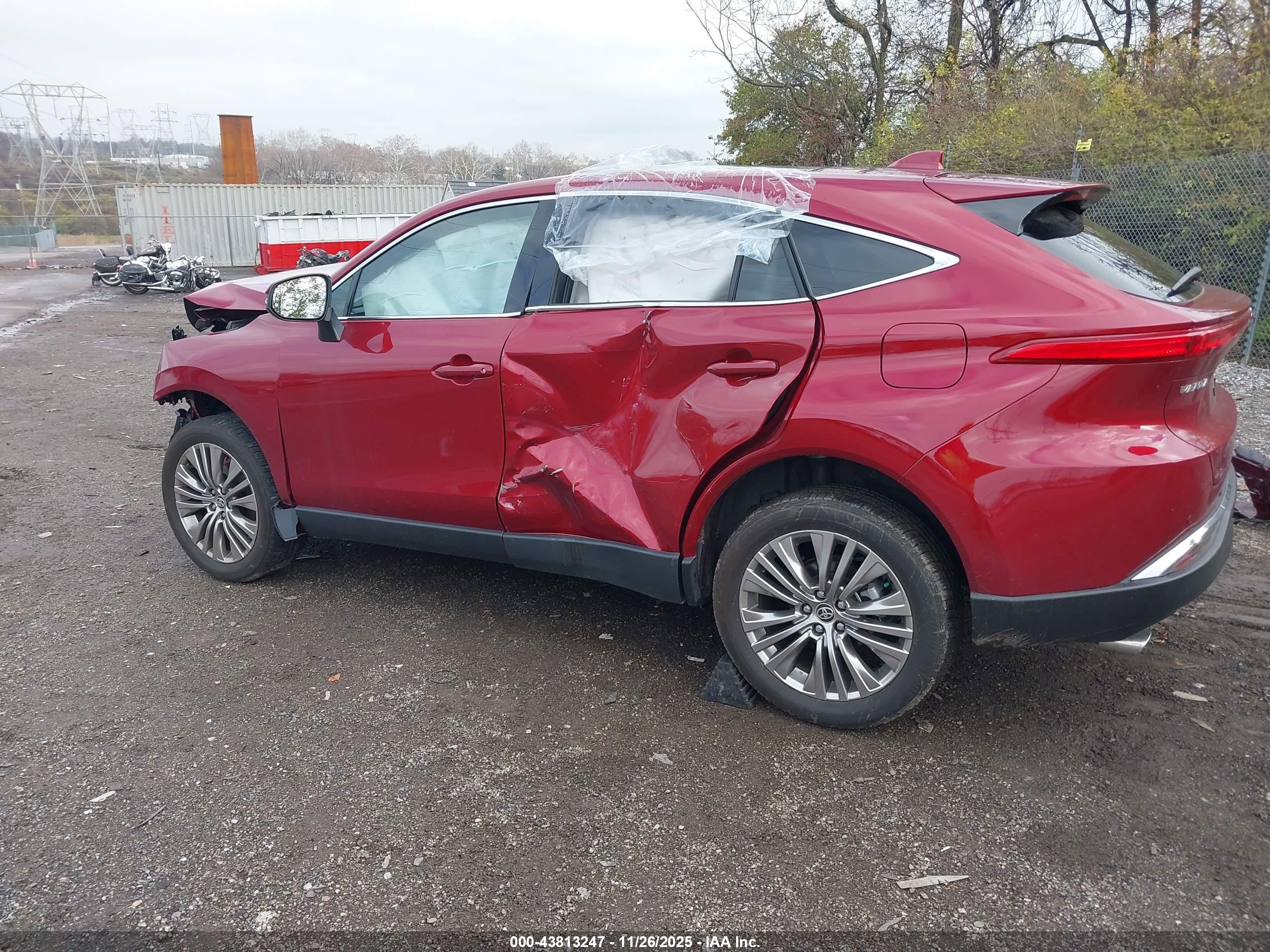 TOYOTA VENZA image 3