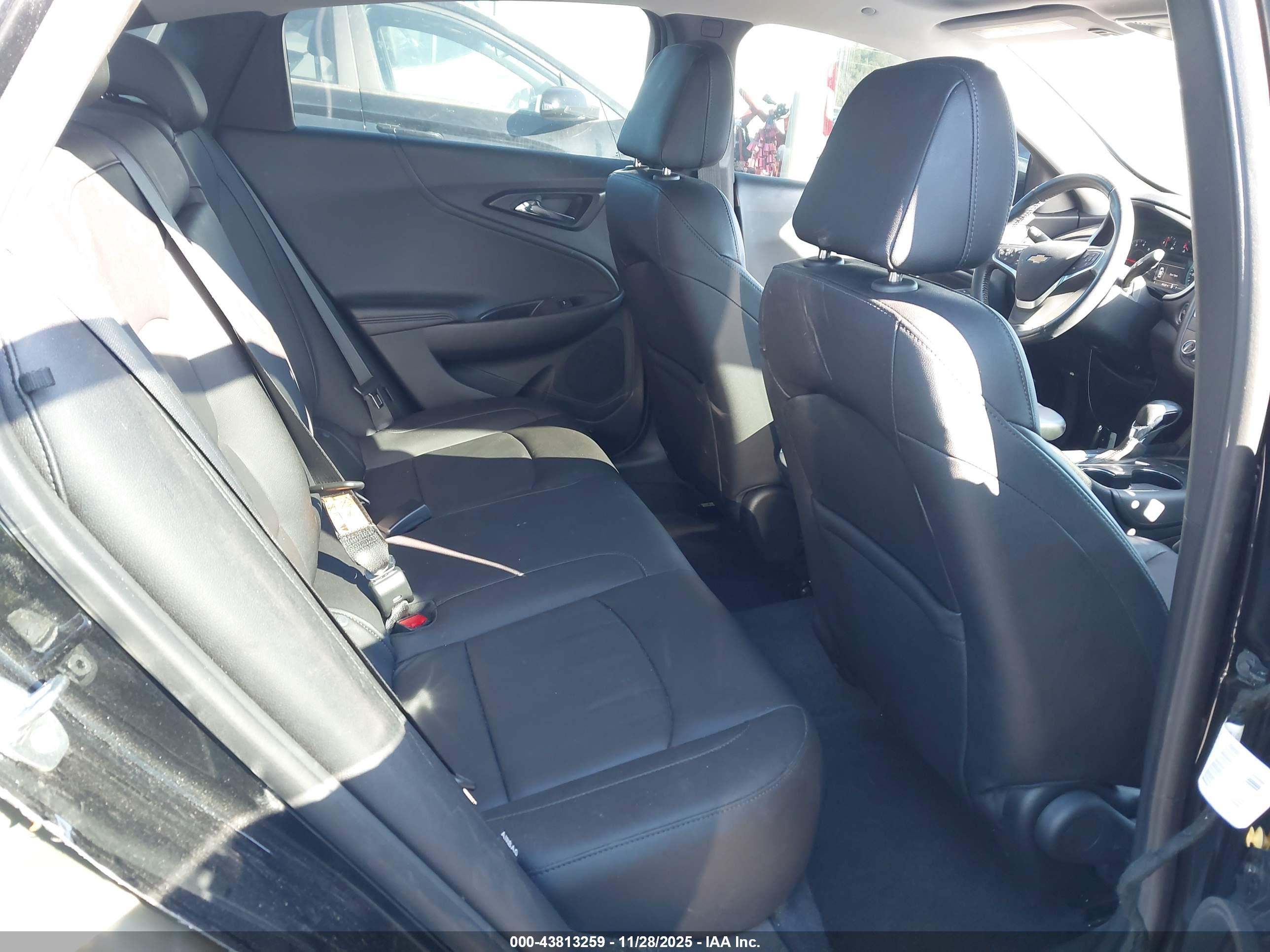 CHEVROLET MALIBU image 8