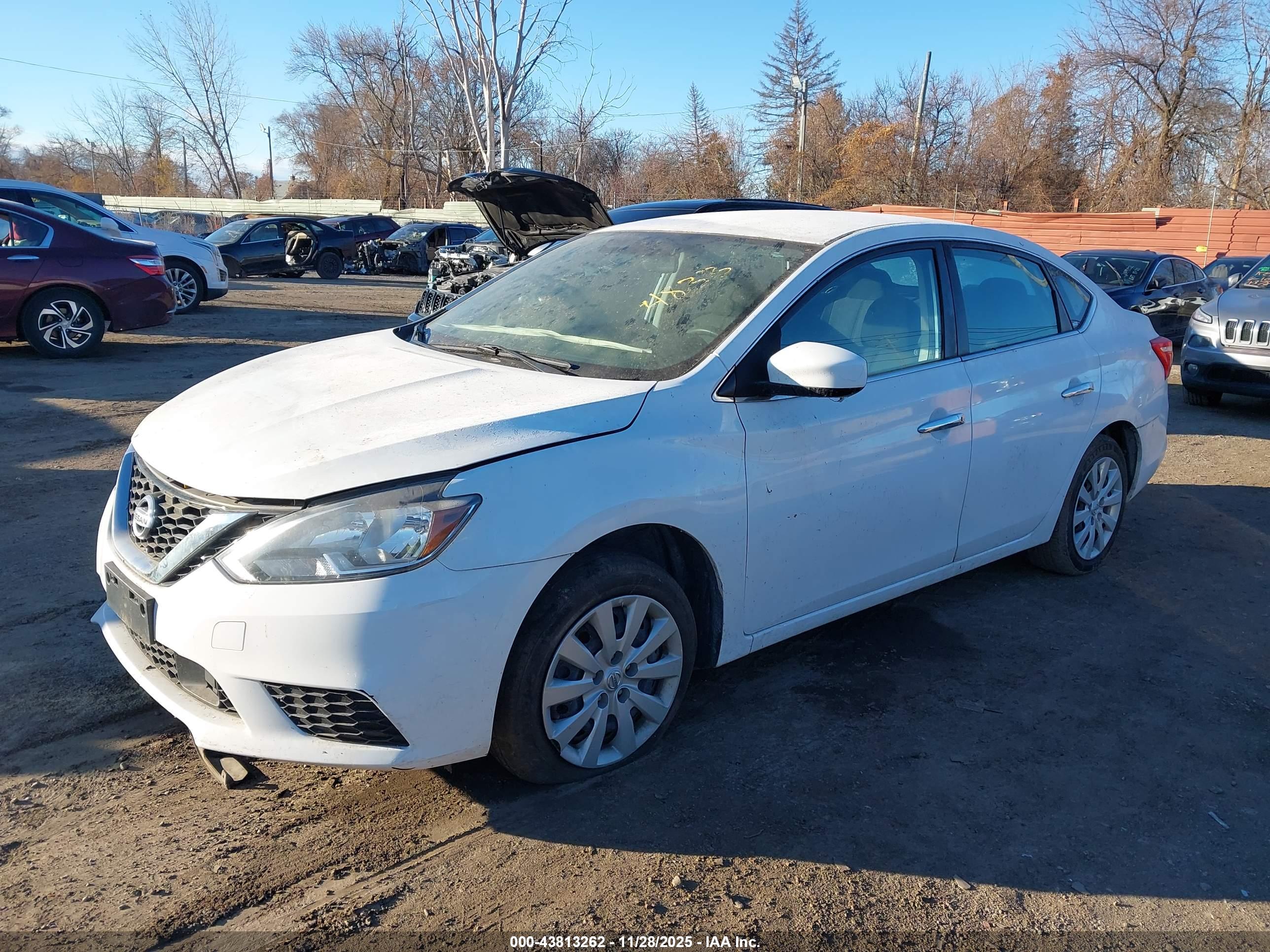 NISSAN SENTRA image 2
