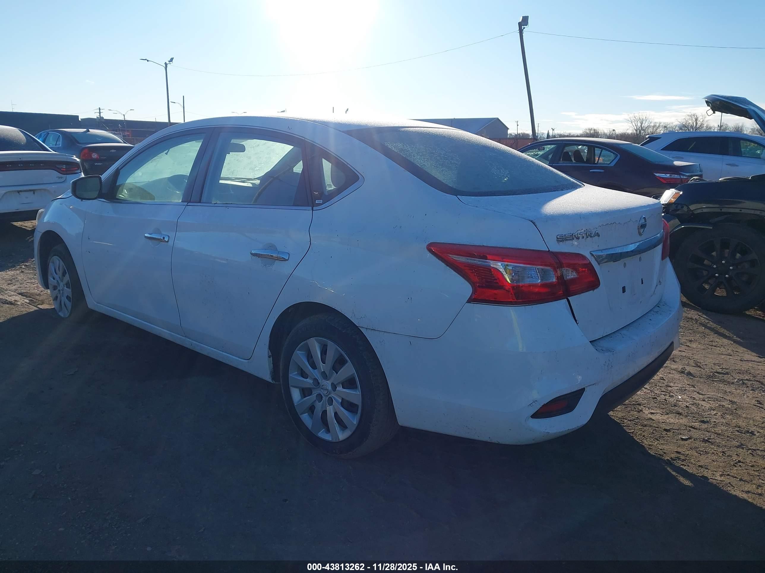 NISSAN SENTRA image 3