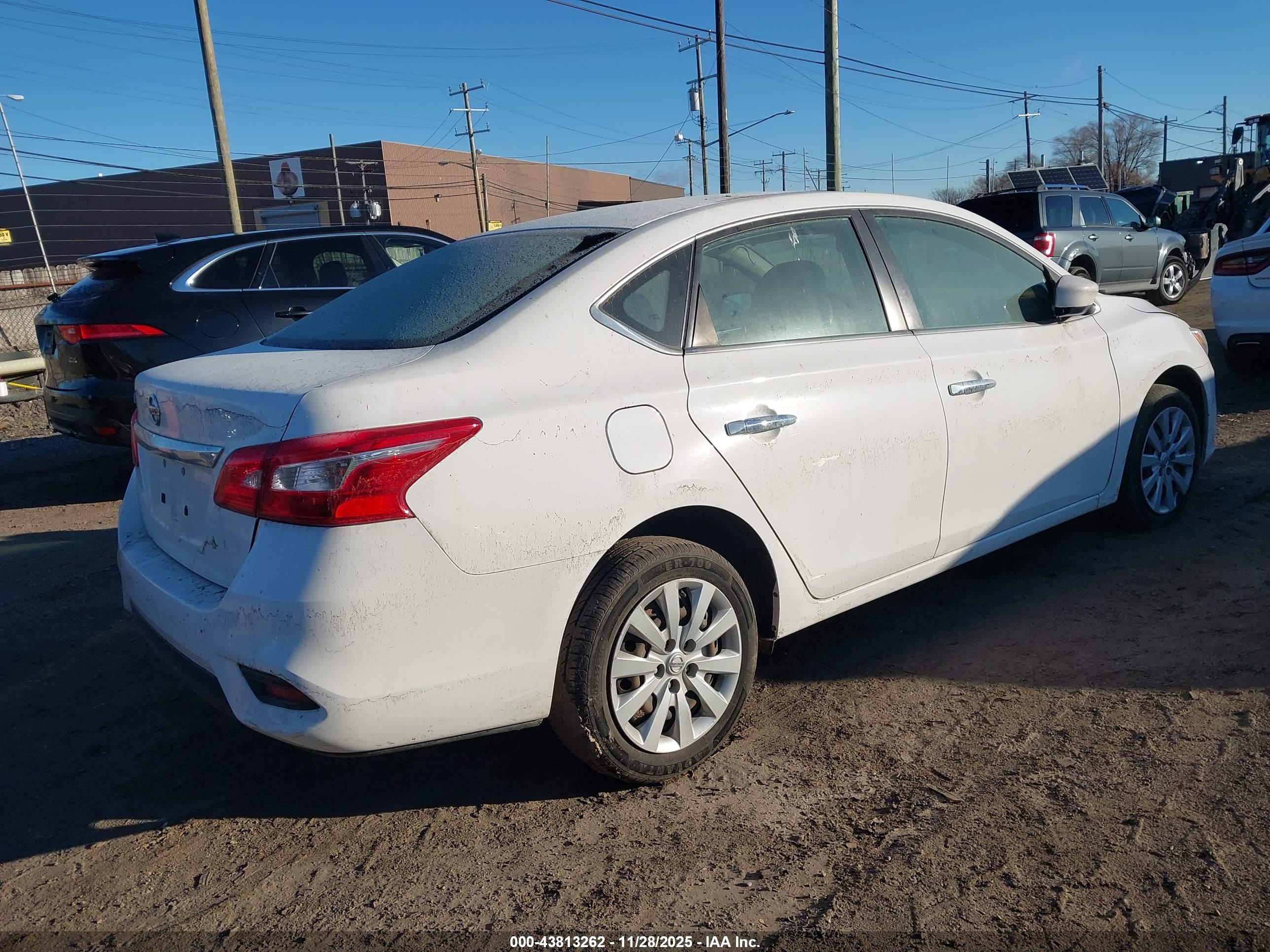 NISSAN SENTRA image 4