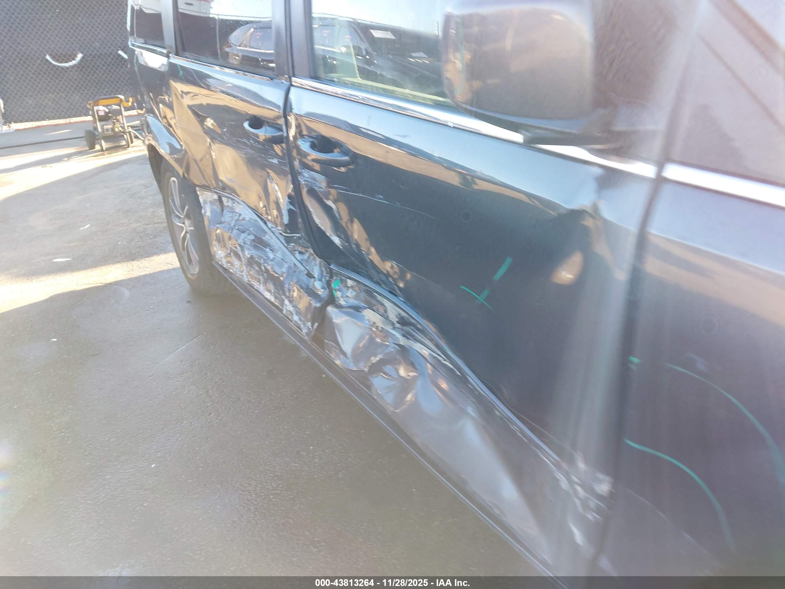 DODGE GRAND image 6