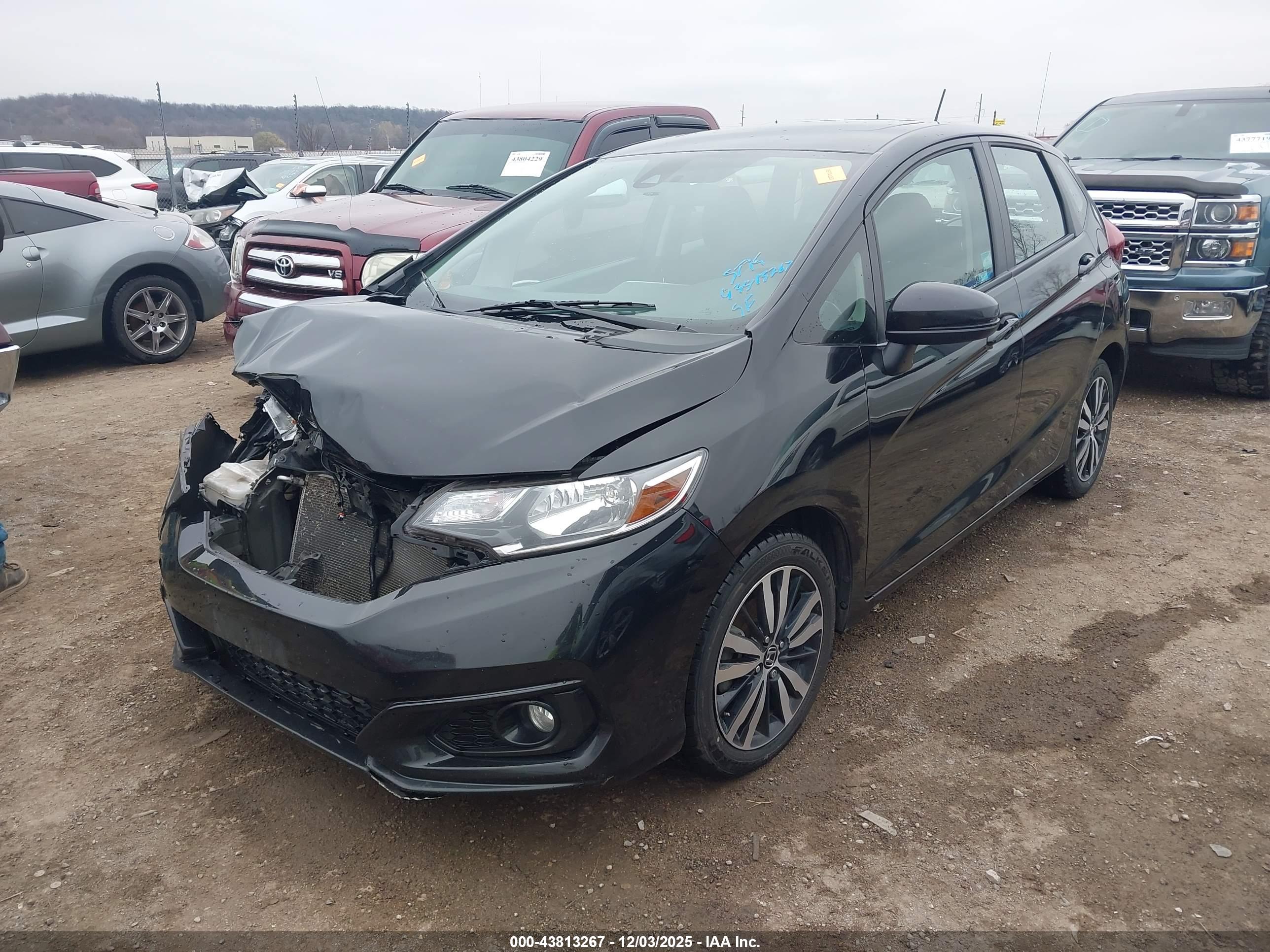 HONDA FIT image 2