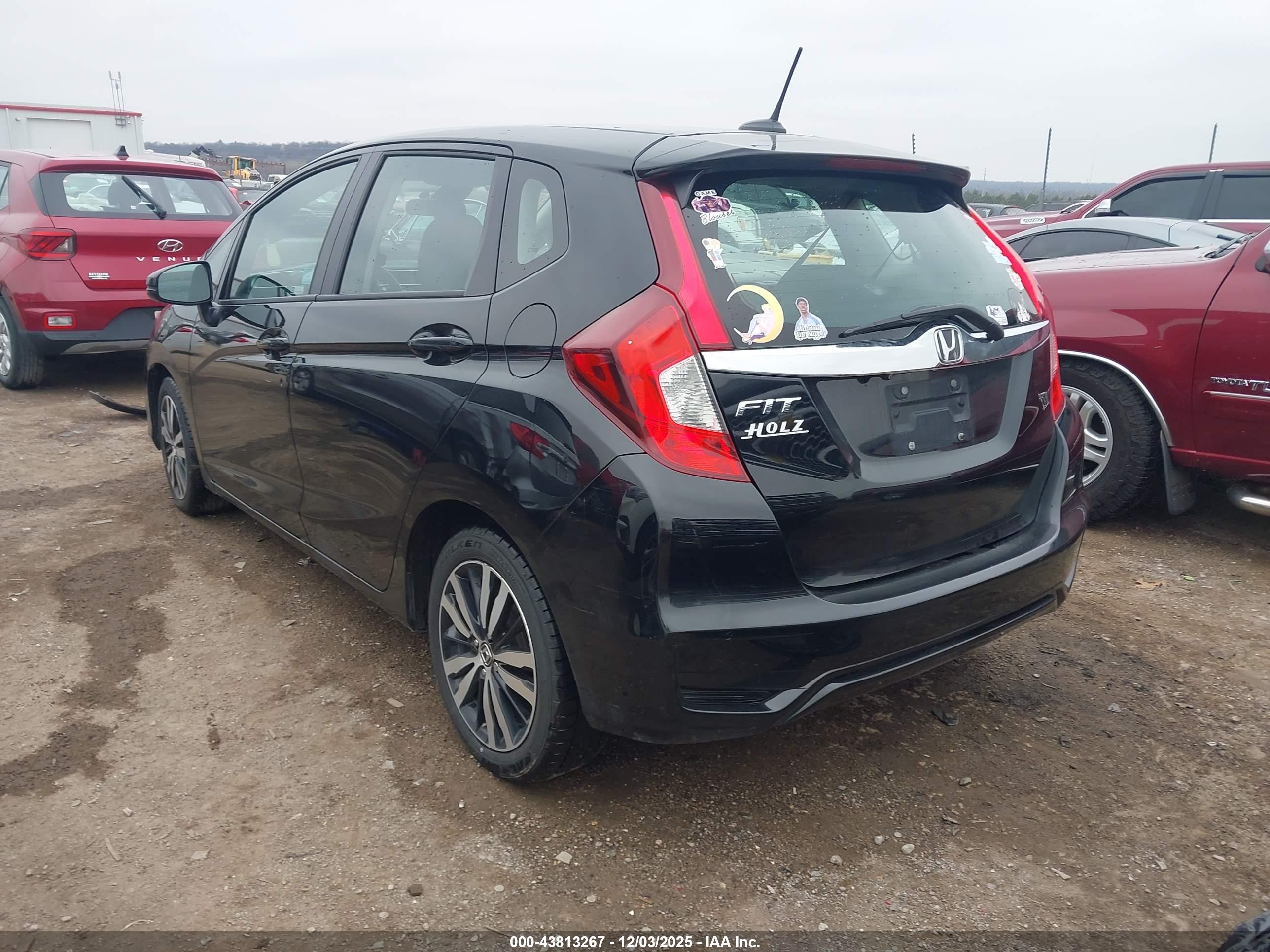 HONDA FIT image 3