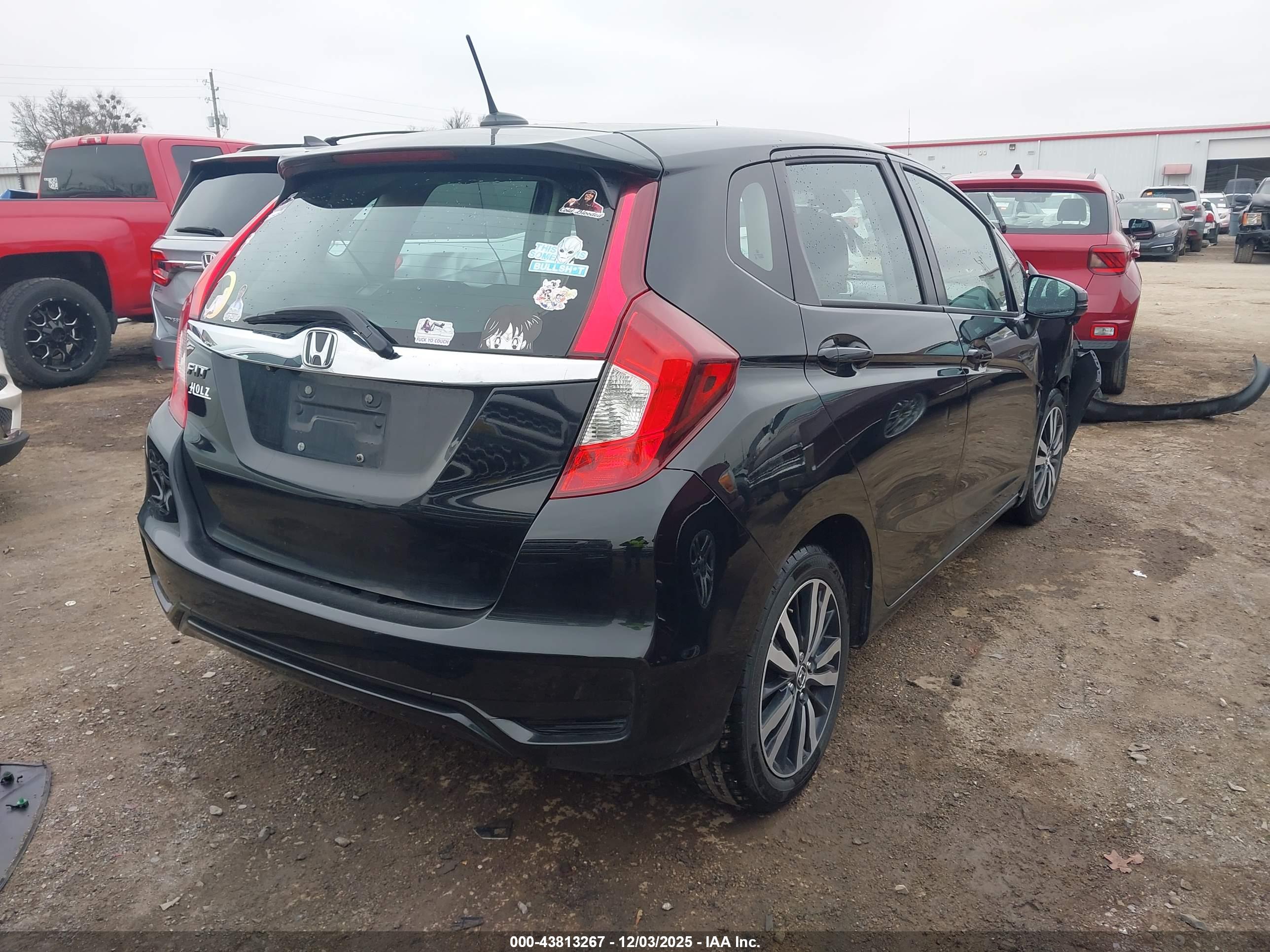 HONDA FIT image 4