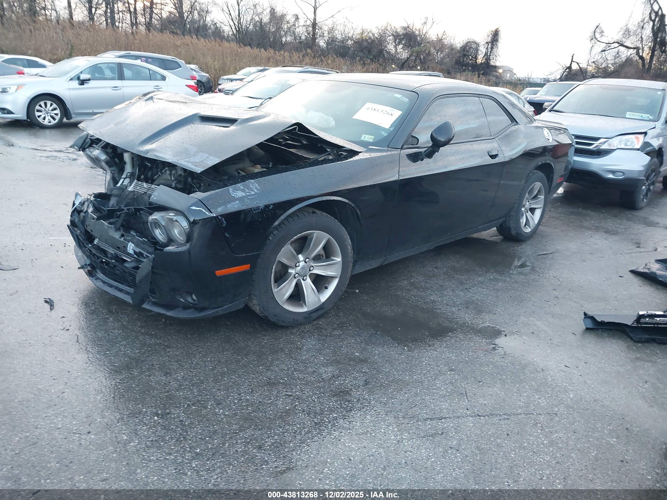 DODGE CHALLENGER image 2