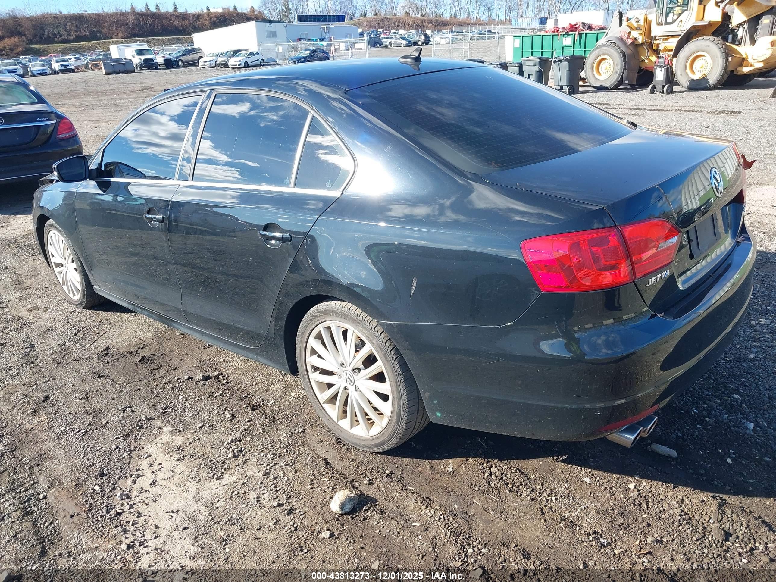 VOLKSWAGEN JETTA image 3