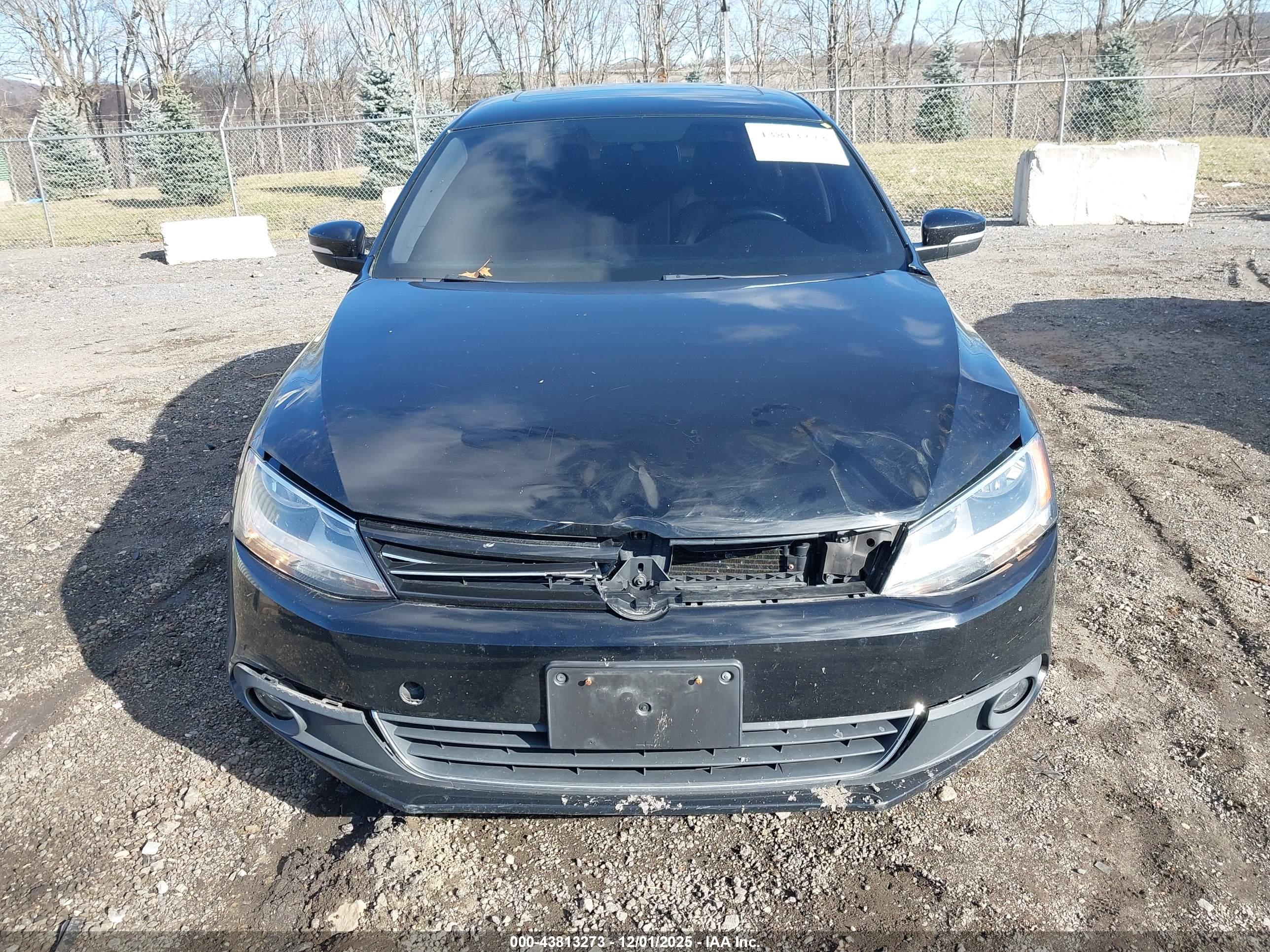 VOLKSWAGEN JETTA image 6