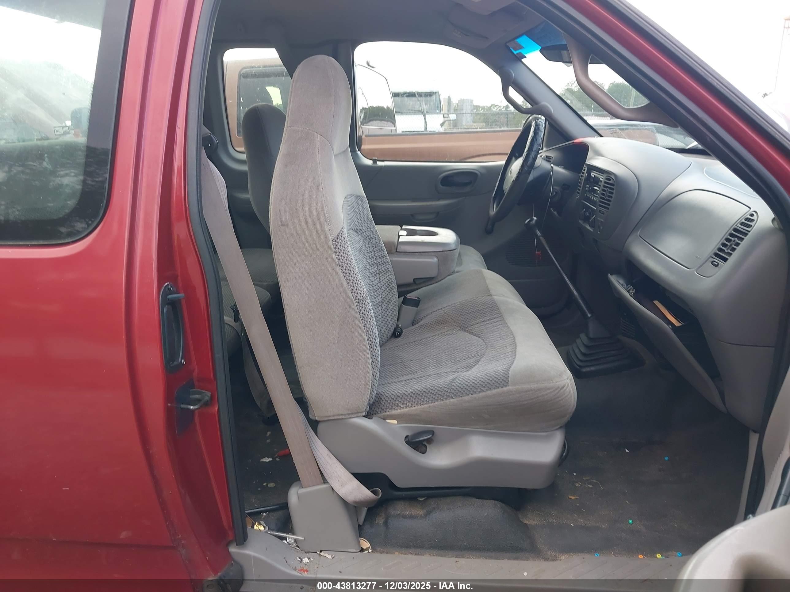 FORD F-150 image 5
