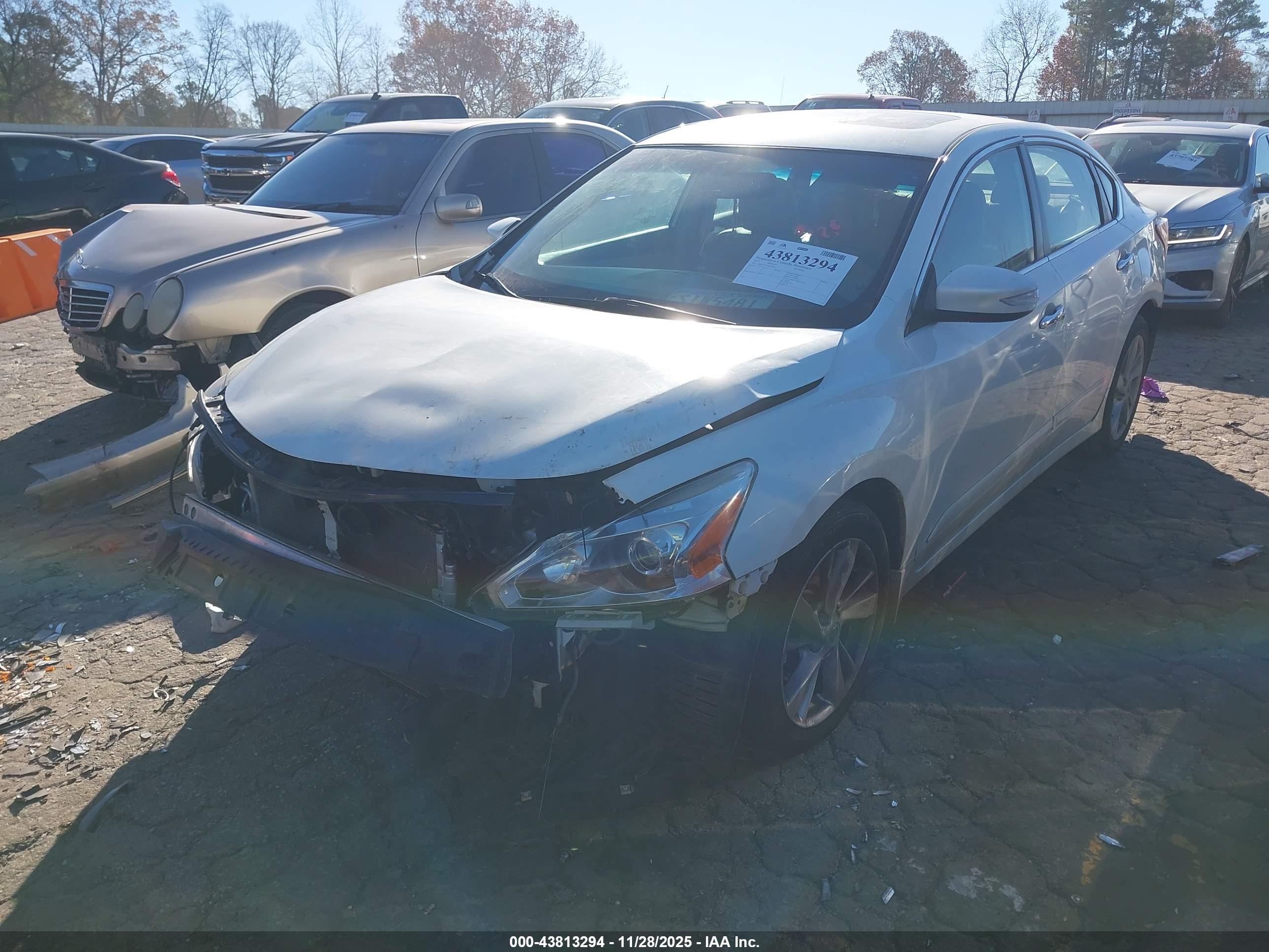 NISSAN ALTIMA image 6