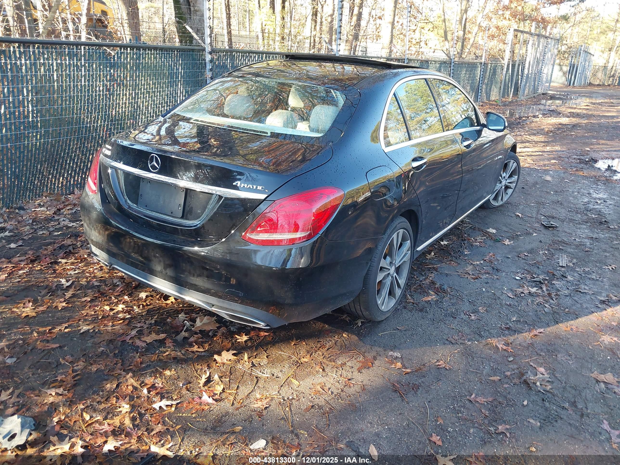 MERCEDES-BENZ C image 4