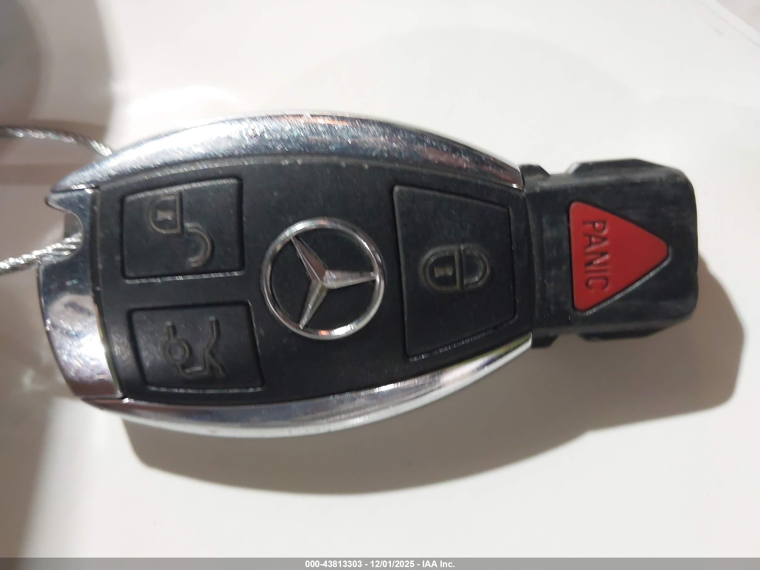 MERCEDES-BENZ C image 11