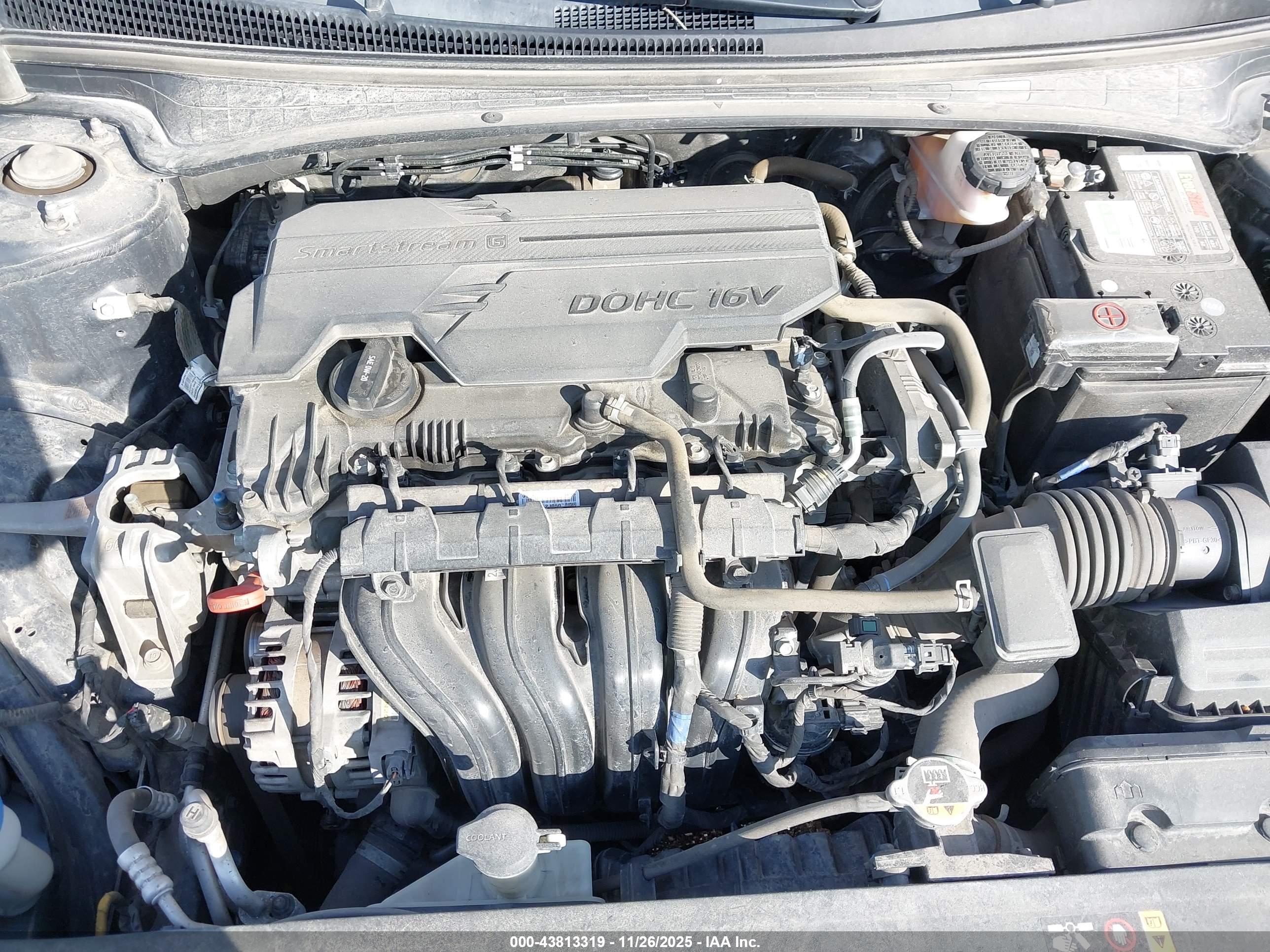 HYUNDAI ELANTRA image 10
