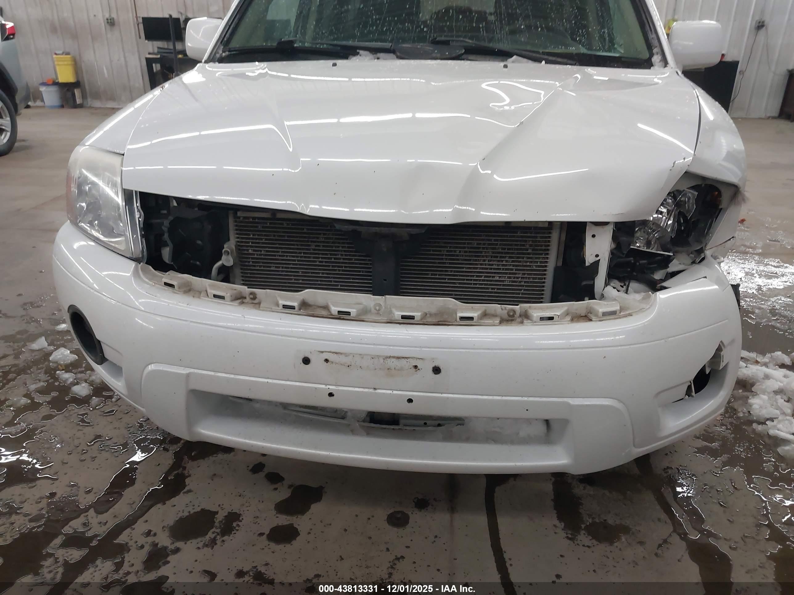 MITSUBISHI ENDEAVOR image 6