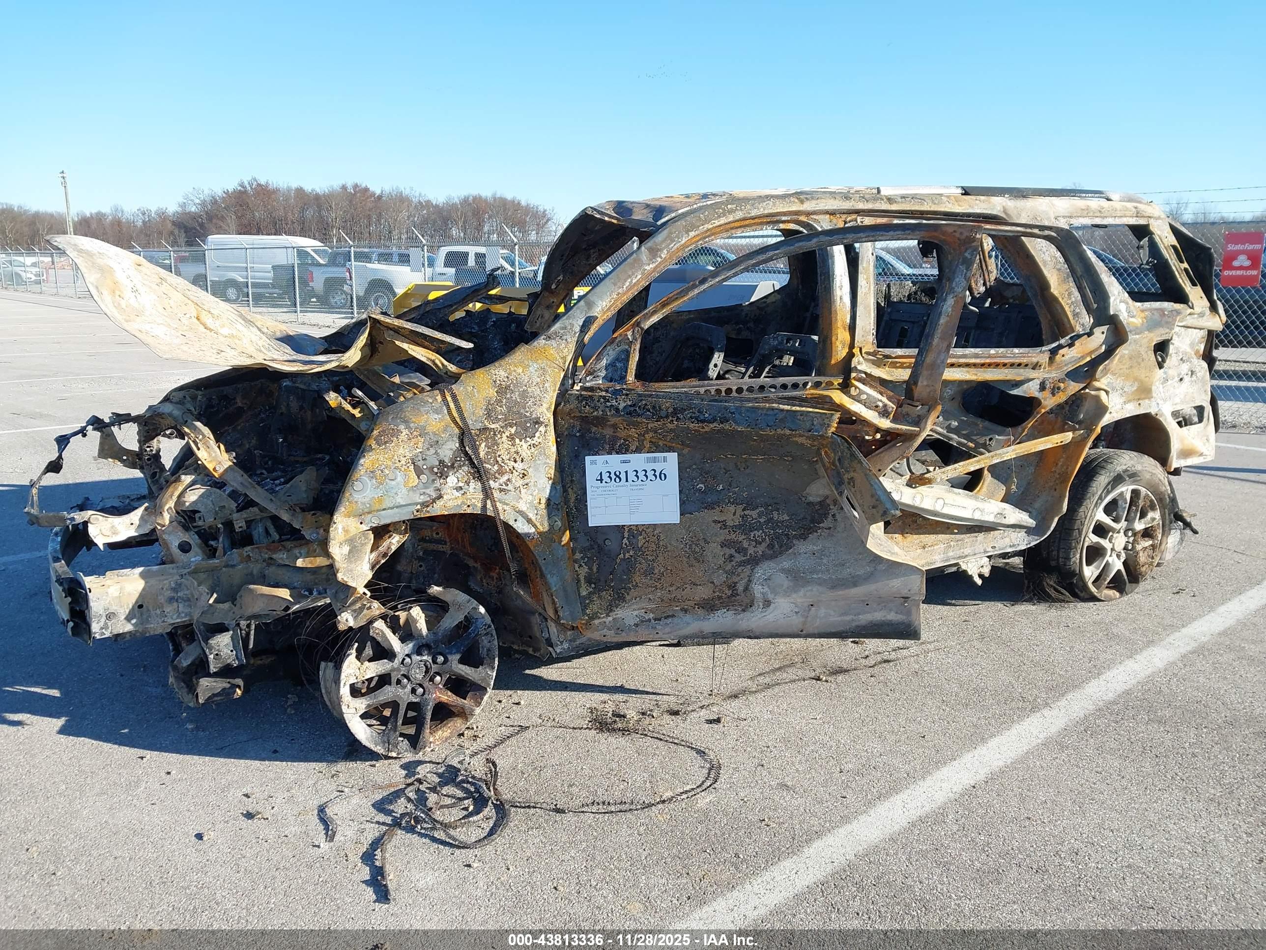 CHEVROLET TRAVERSE image 6